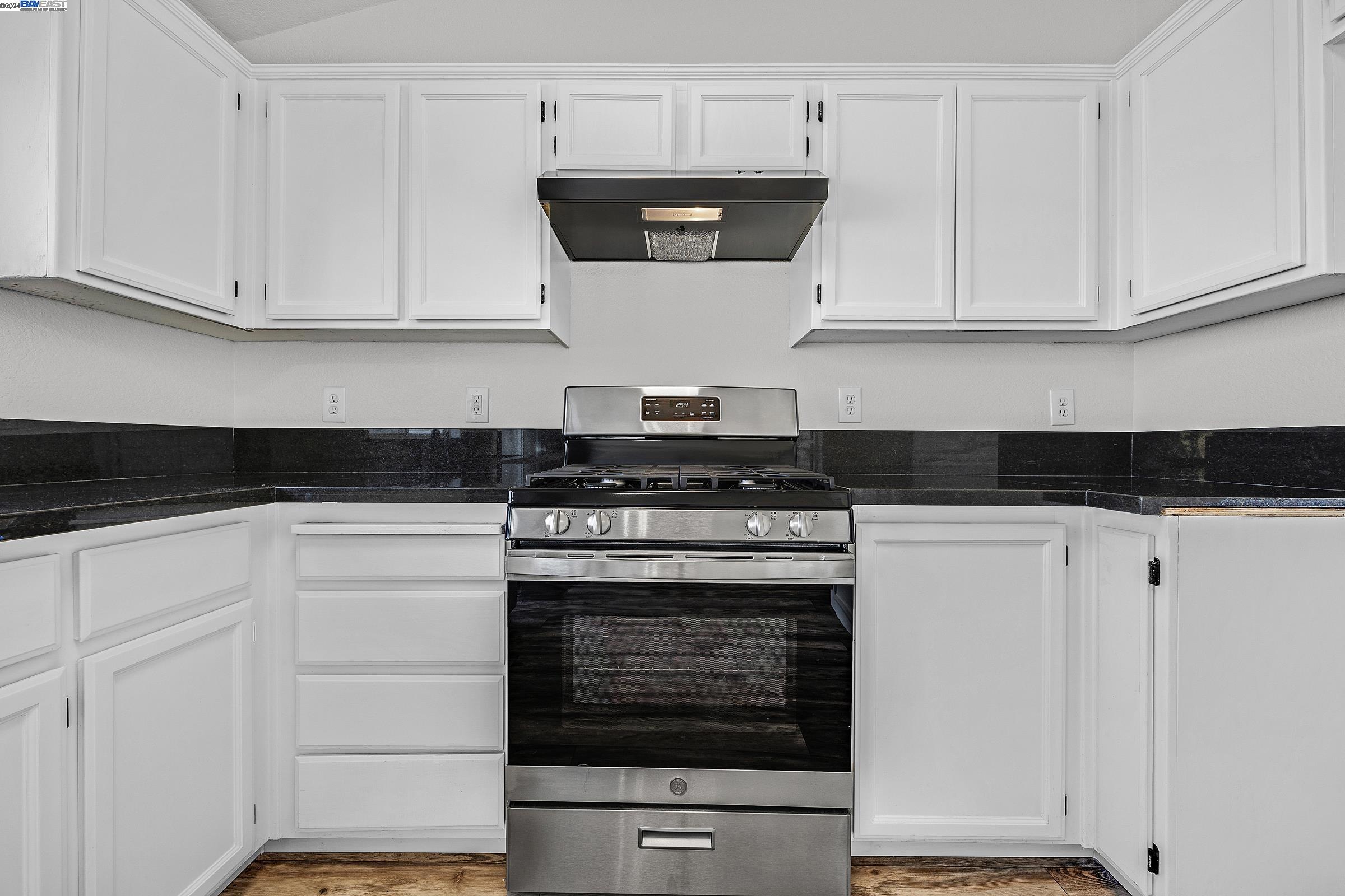 1773 Willow Park Way