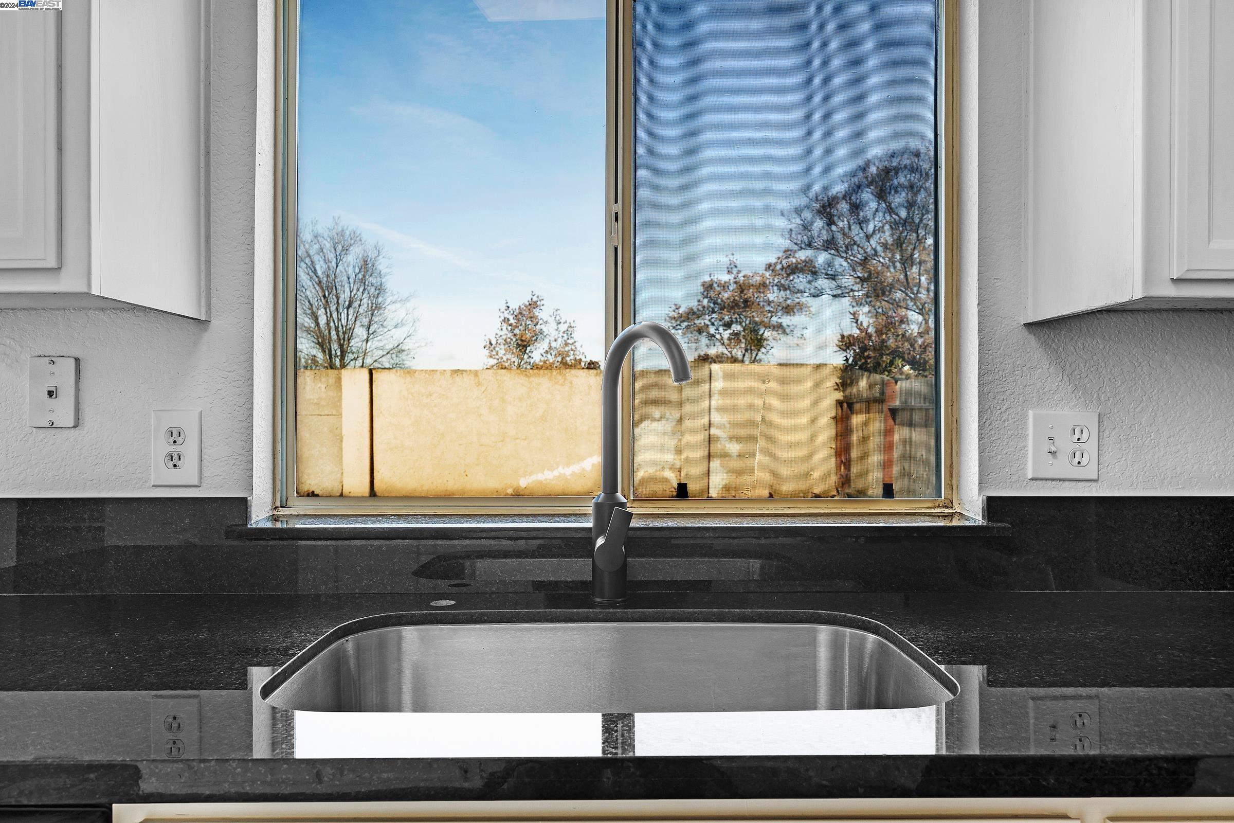 1773 Willow Park Way