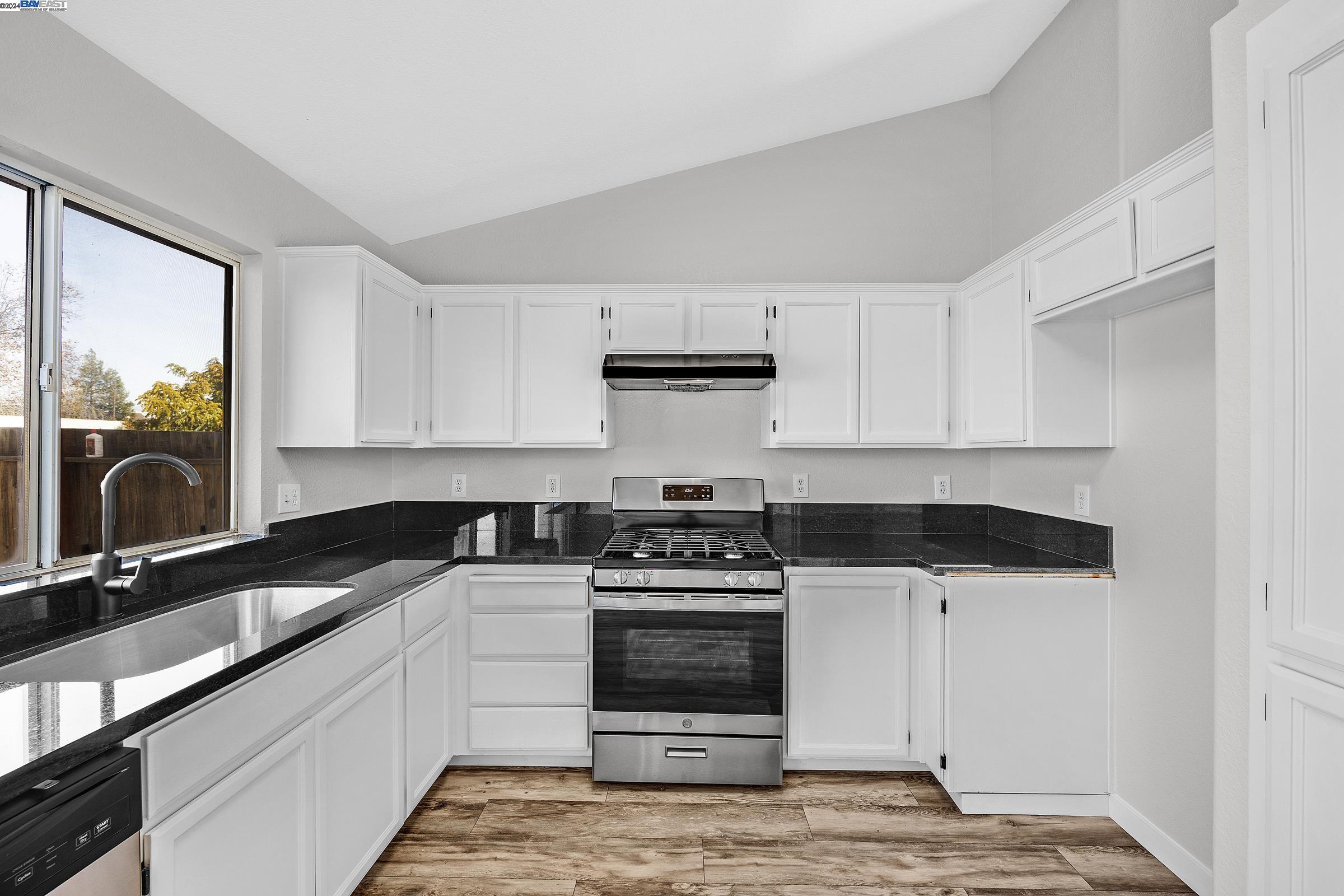 1773 Willow Park Way