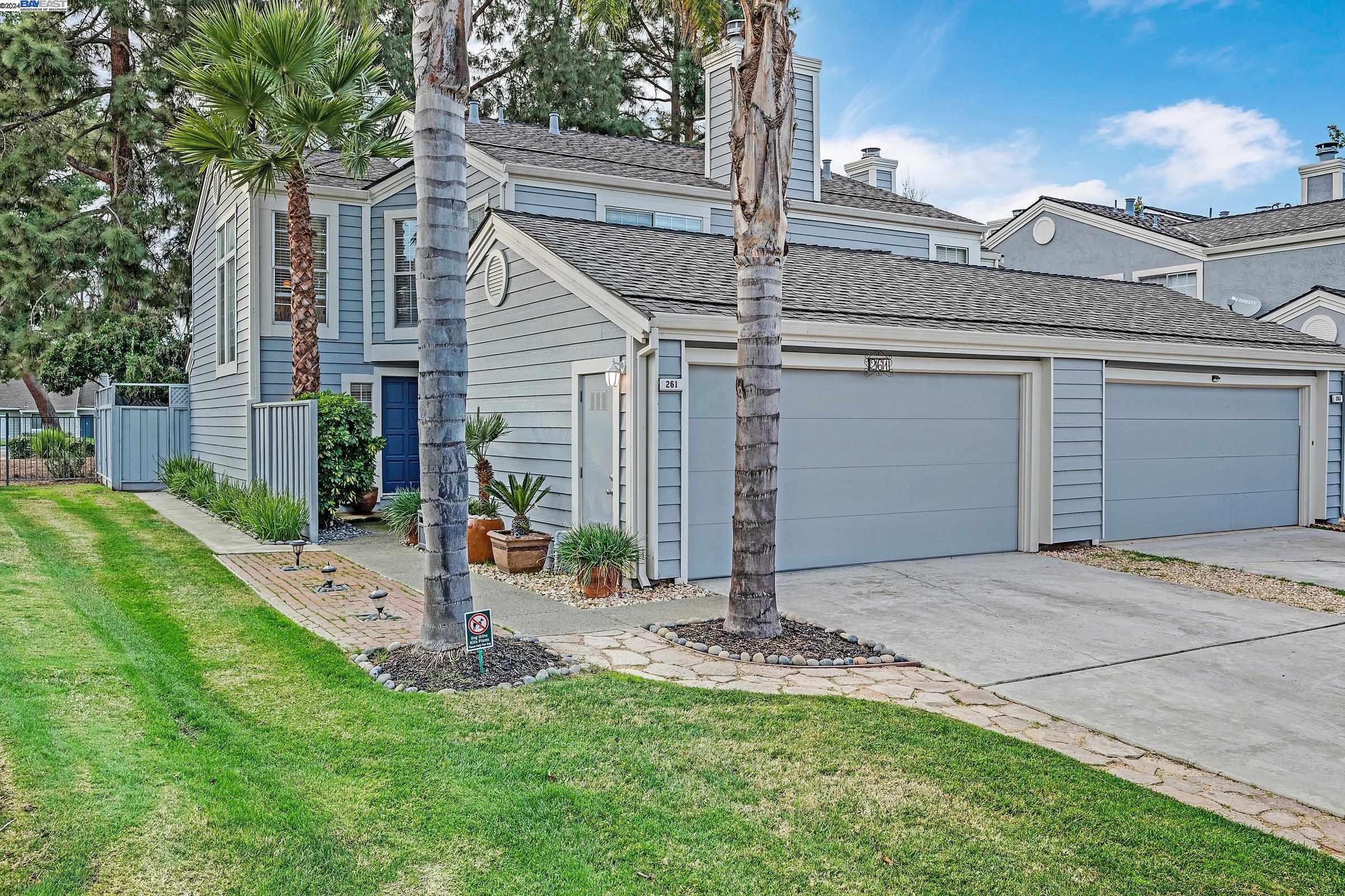 261 Northwood Commons