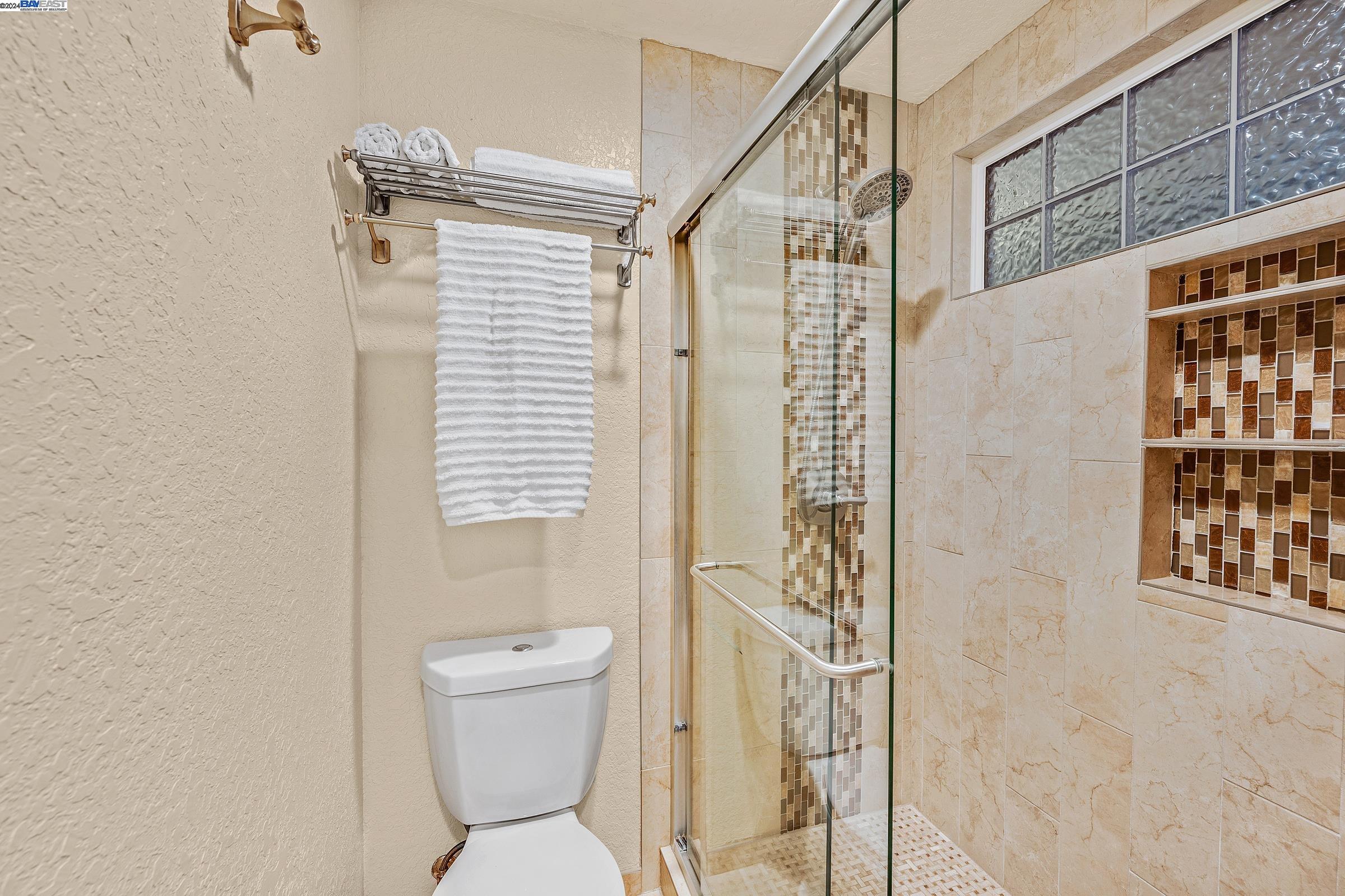 261 Northwood Commons