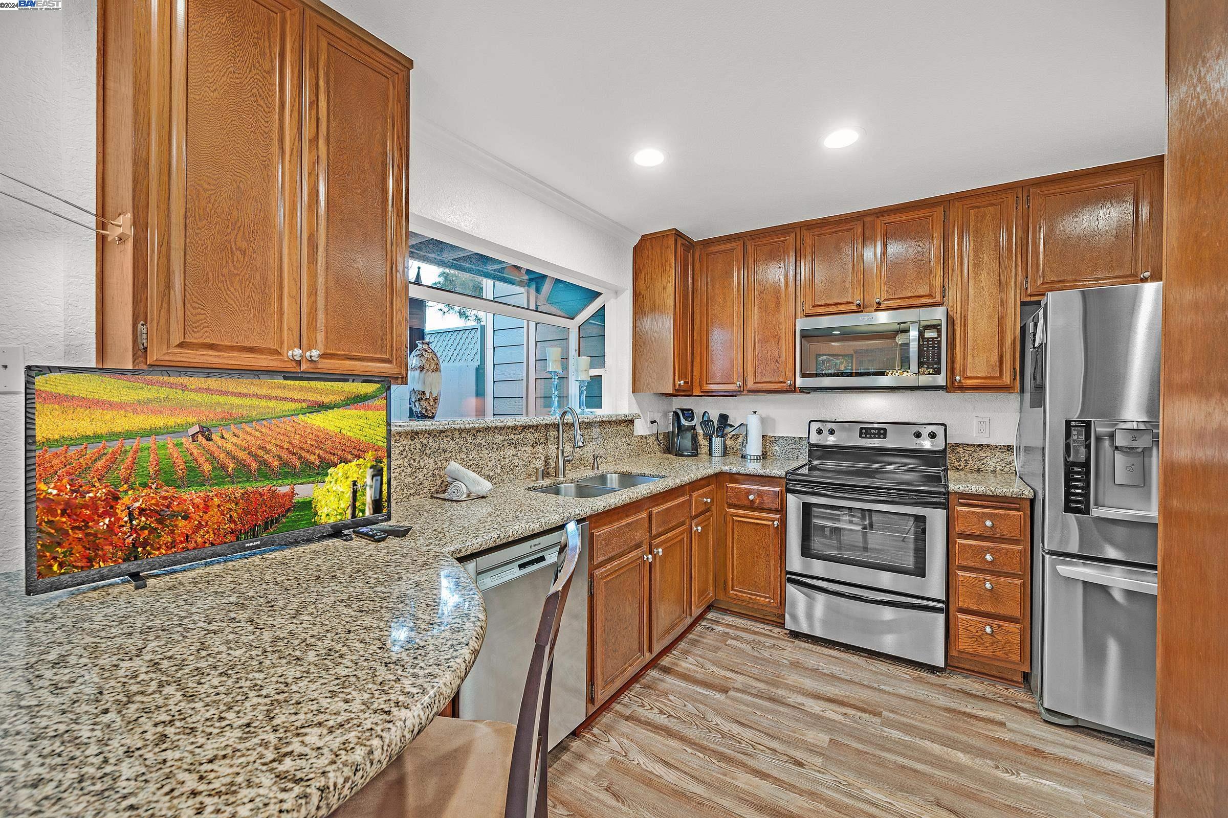 261 Northwood Commons