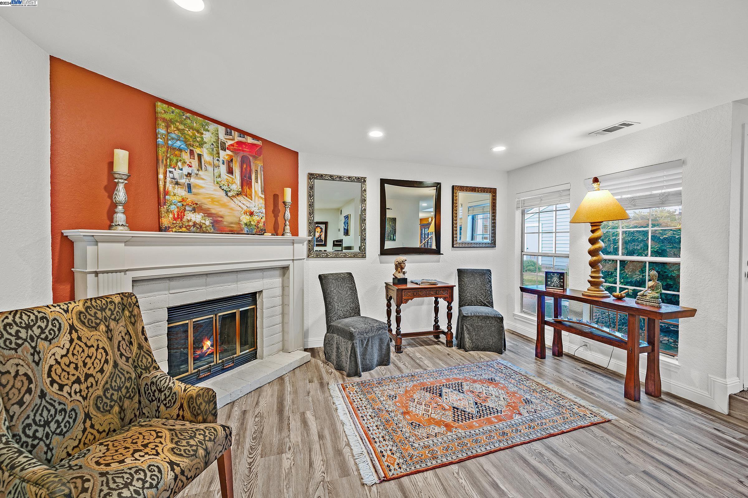 261 Northwood Commons