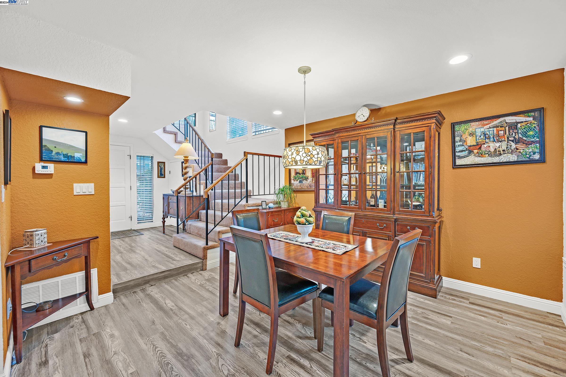 261 Northwood Commons