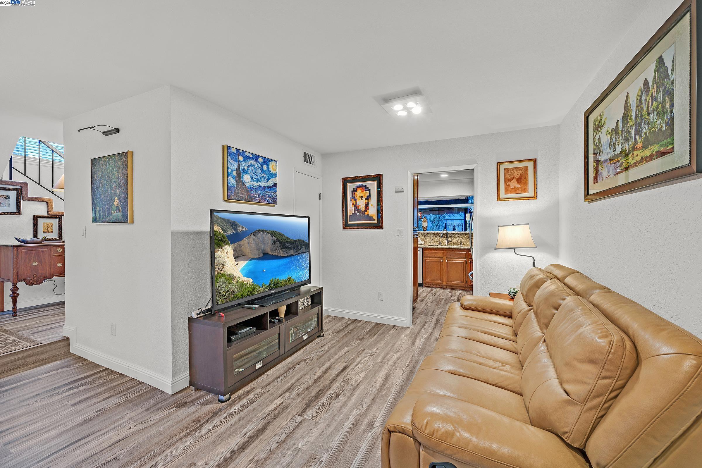 261 Northwood Commons