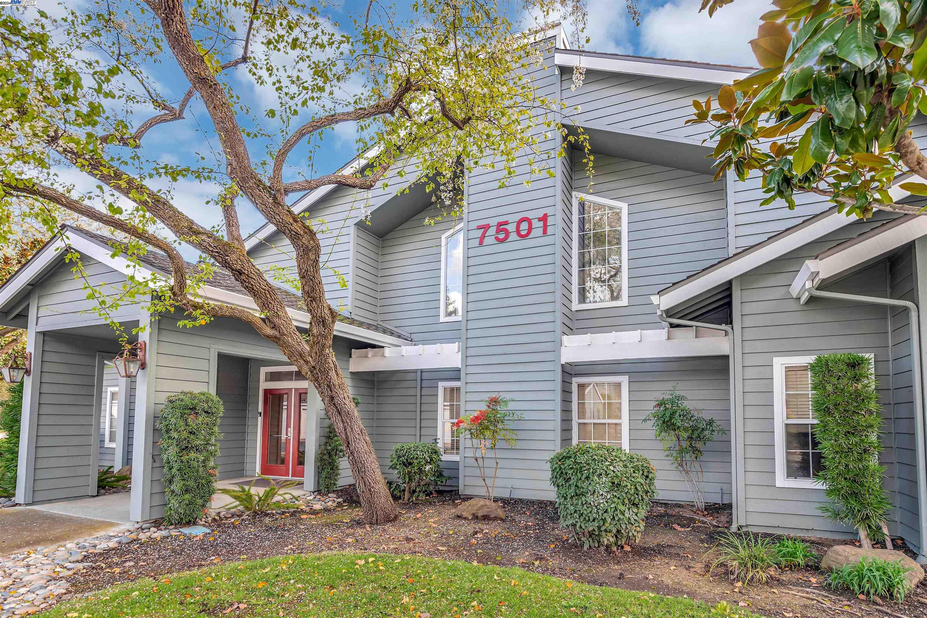 7595 Canyon Meadow Cir # G