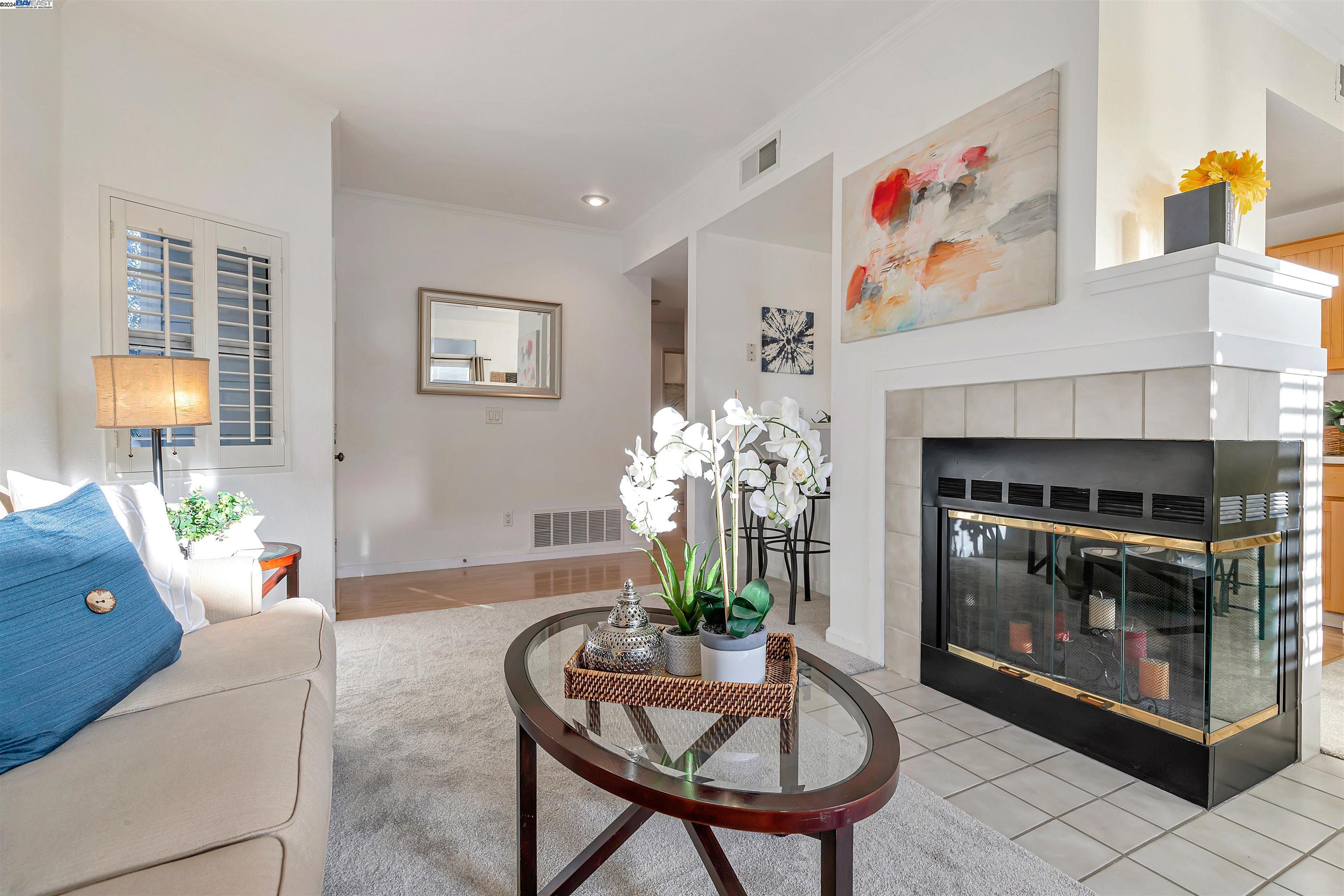 7595 Canyon Meadow Cir # G