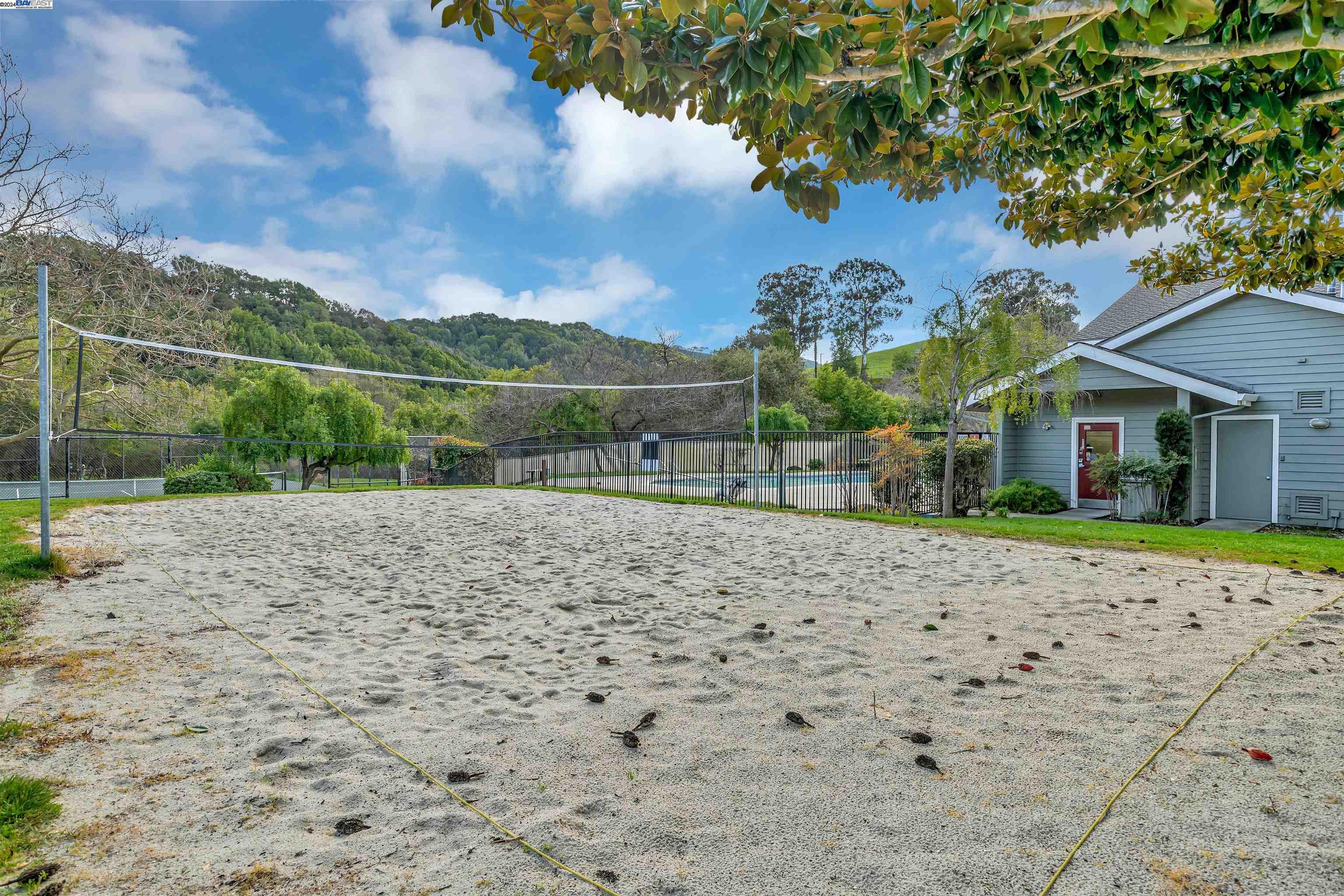 7595 Canyon Meadow Cir # G