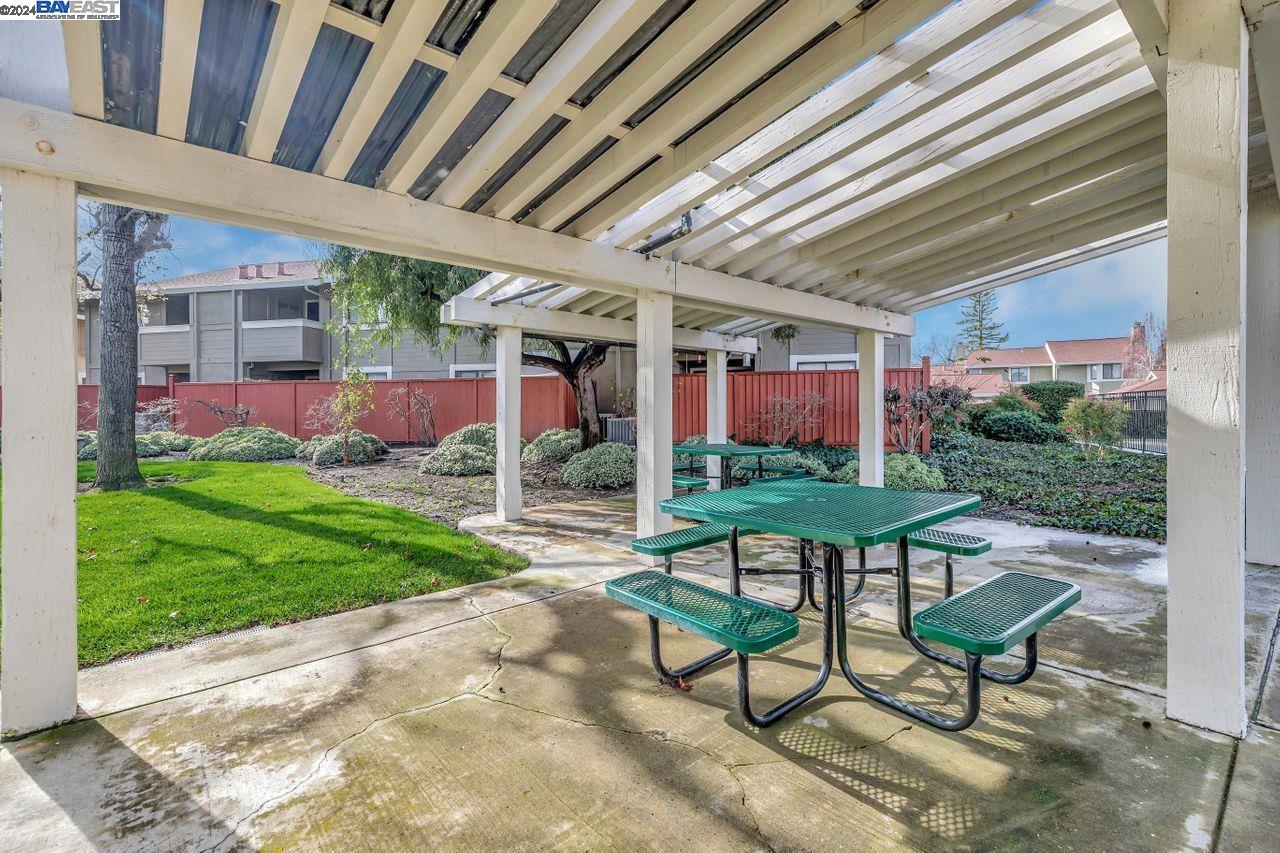 7624 Arbor Creek Circle