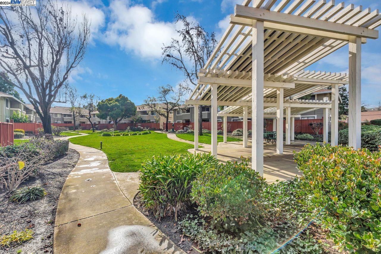 7624 Arbor Creek Circle