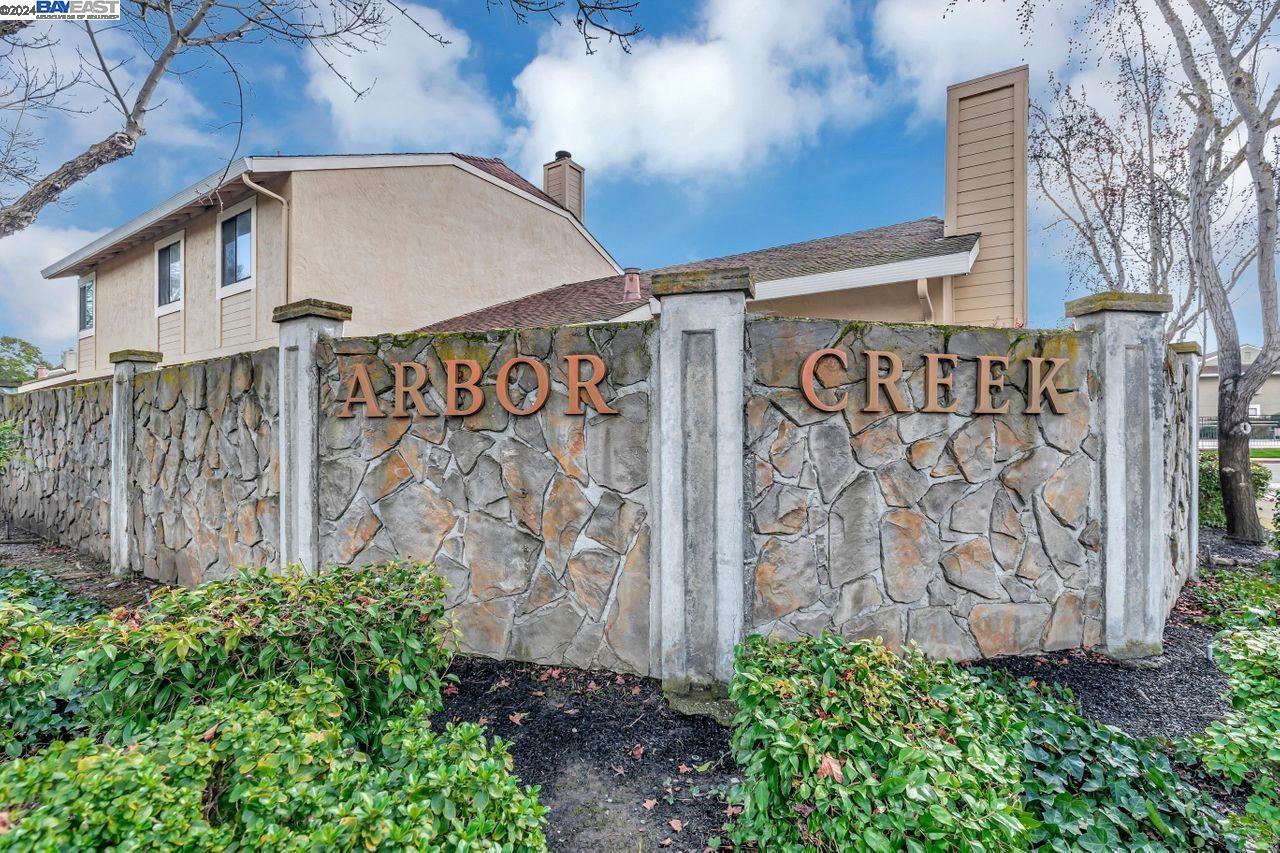 7624 Arbor Creek Circle