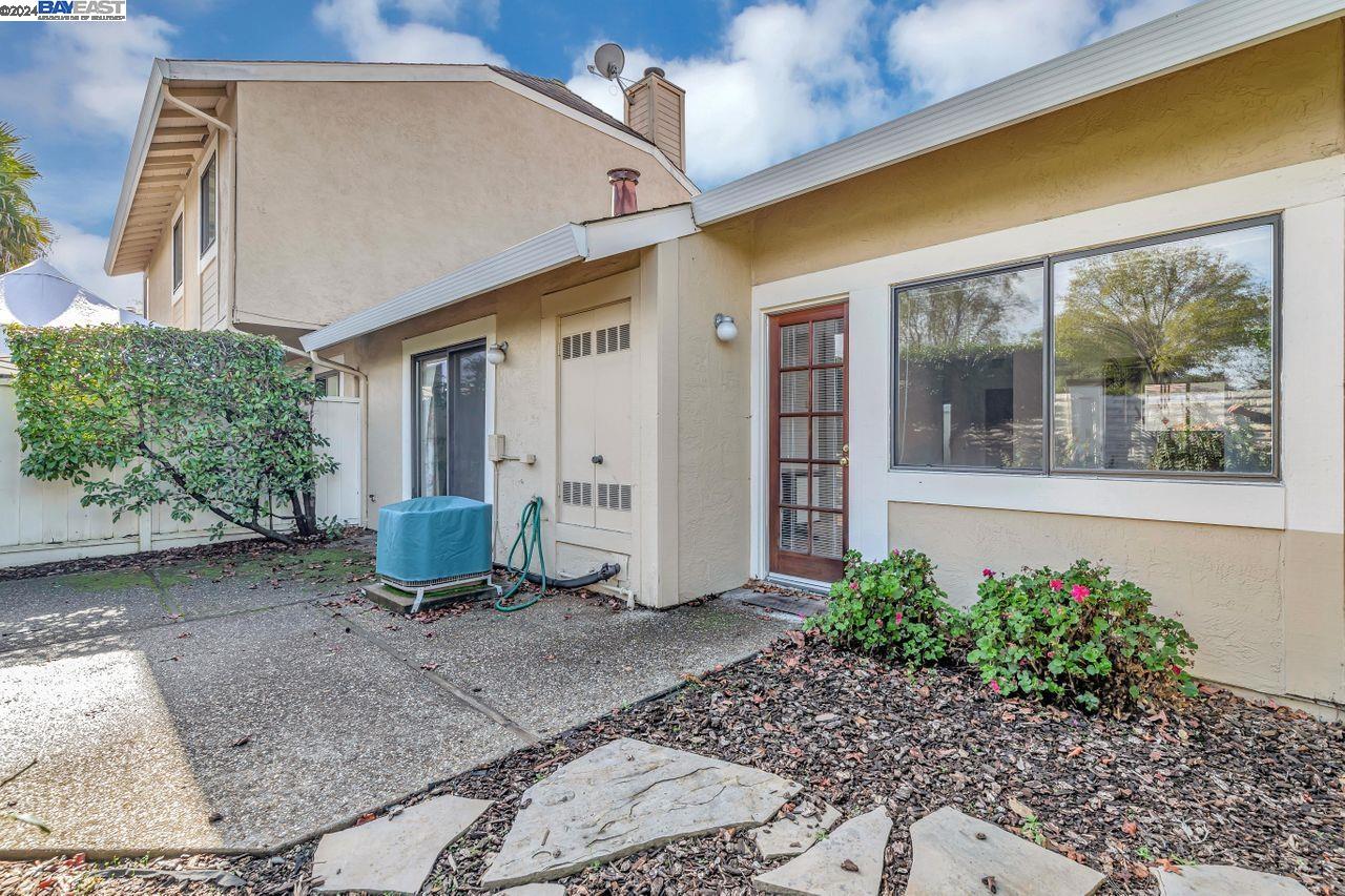 7624 Arbor Creek Circle