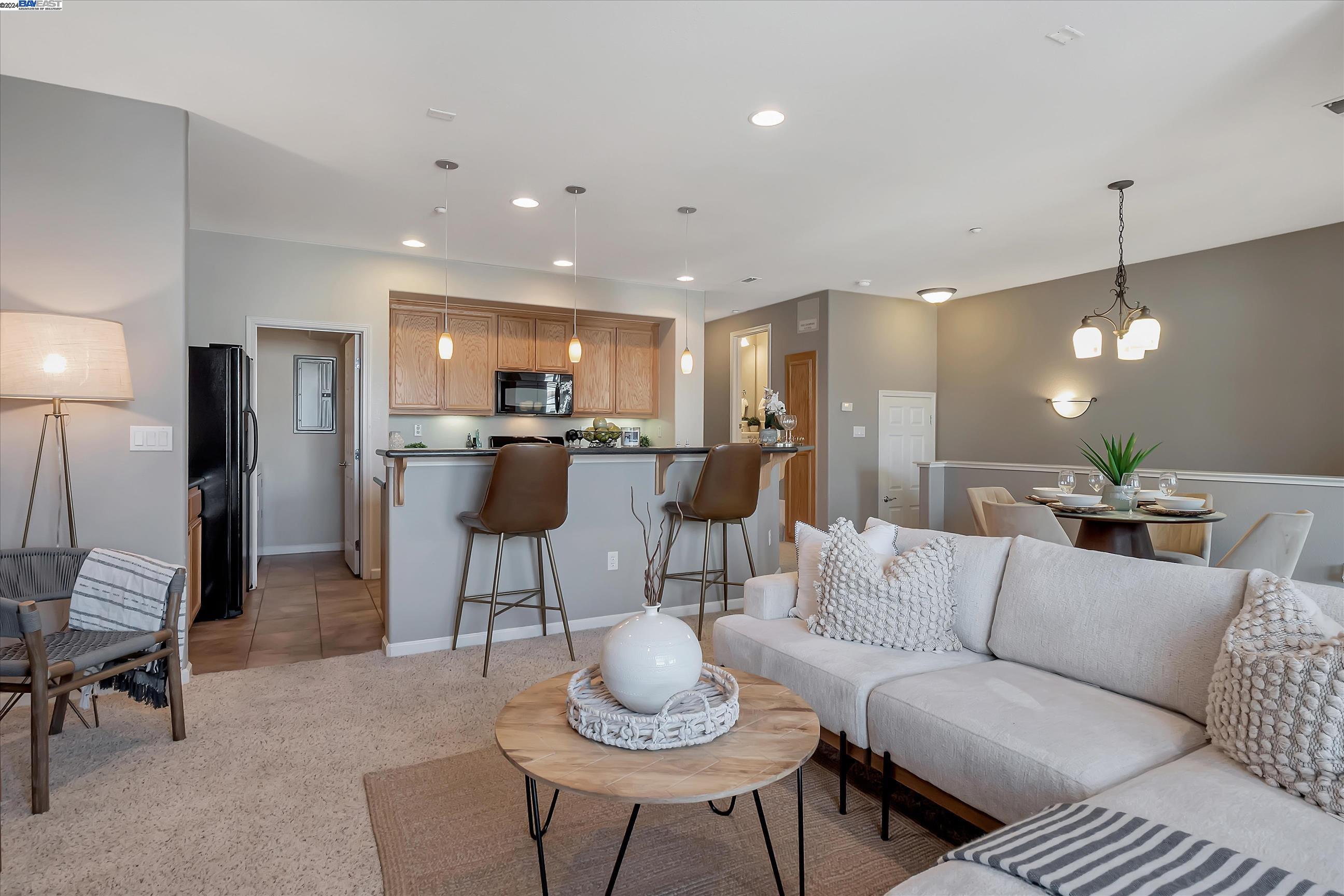 4145 Clarinbridge Cir