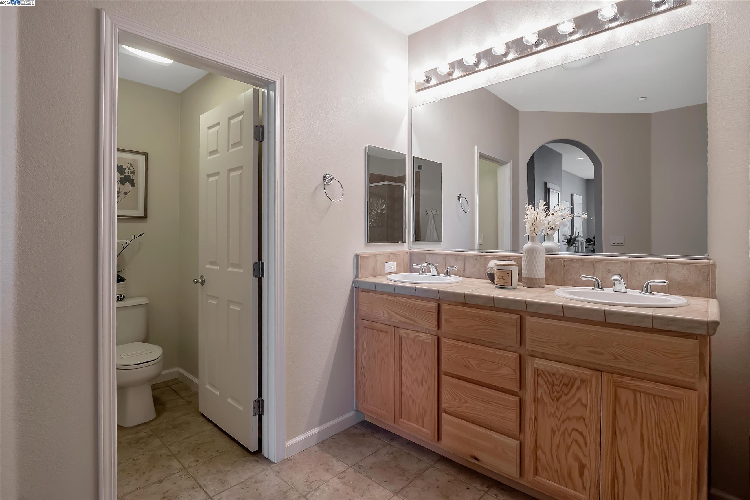 4145 Clarinbridge Cir