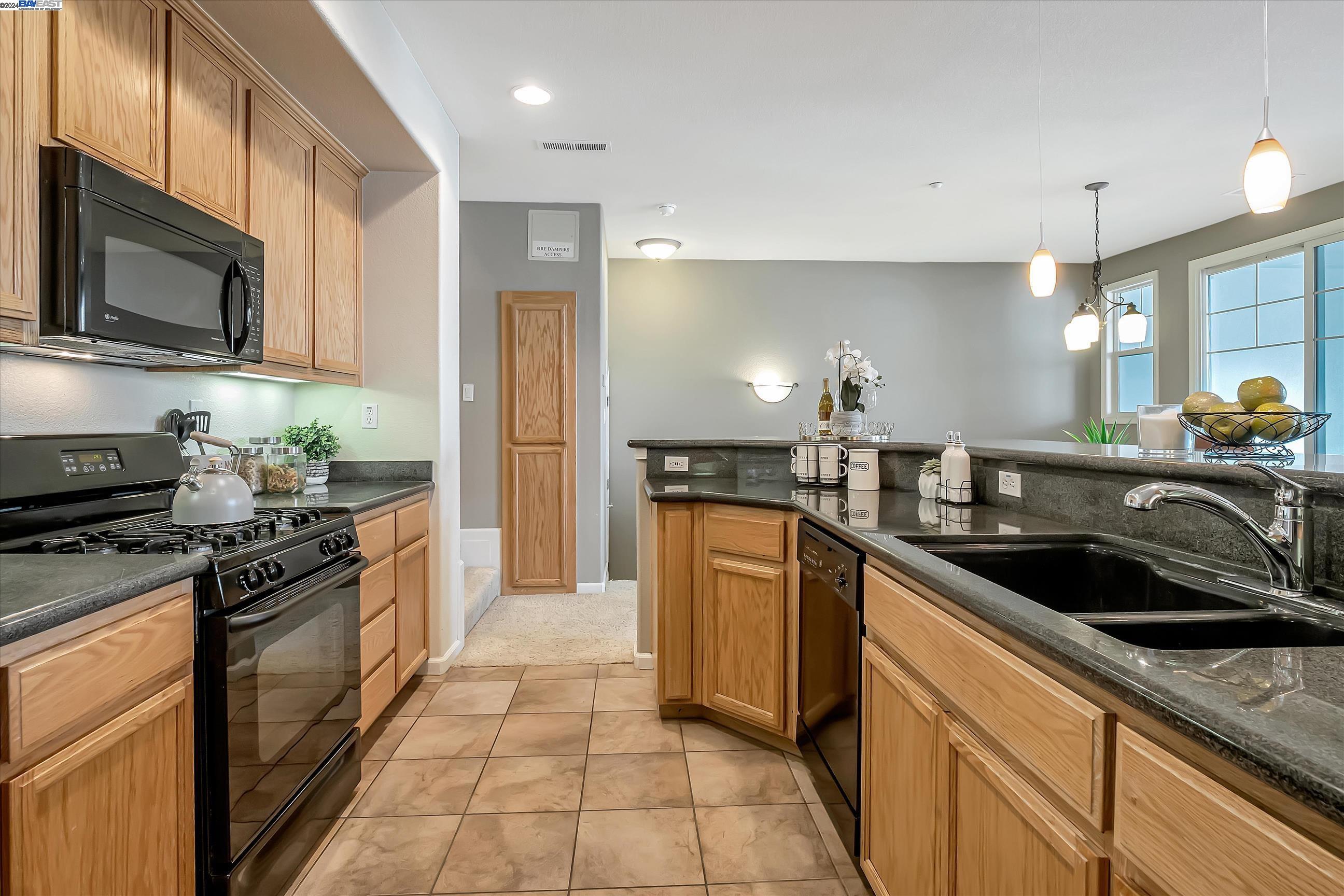 4145 Clarinbridge Cir