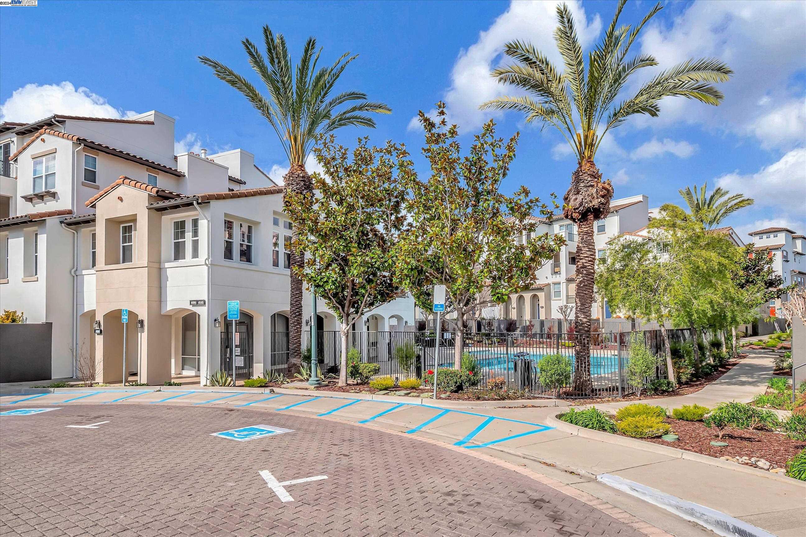 4145 Clarinbridge Cir