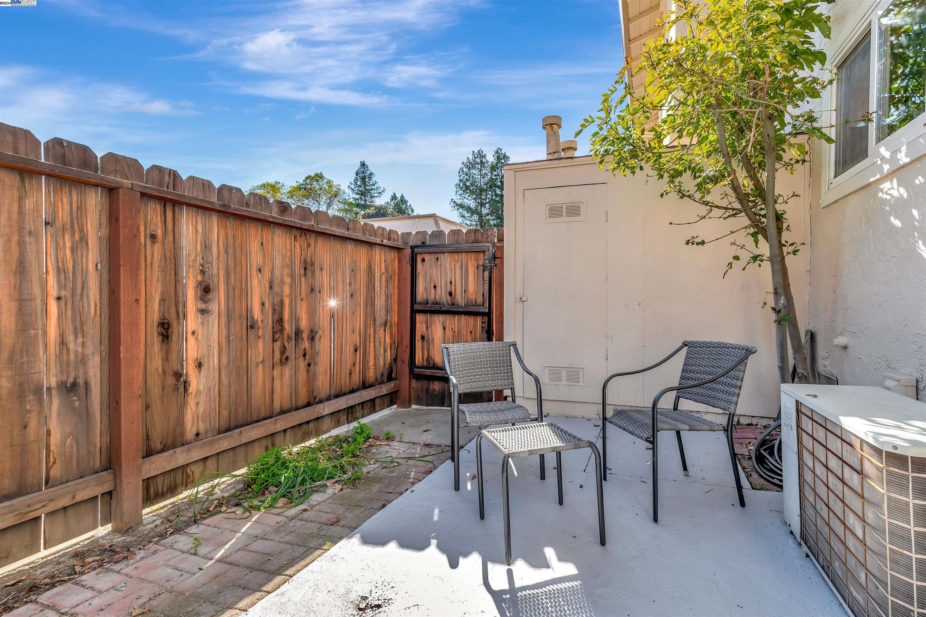 3806 Pimlico Dr