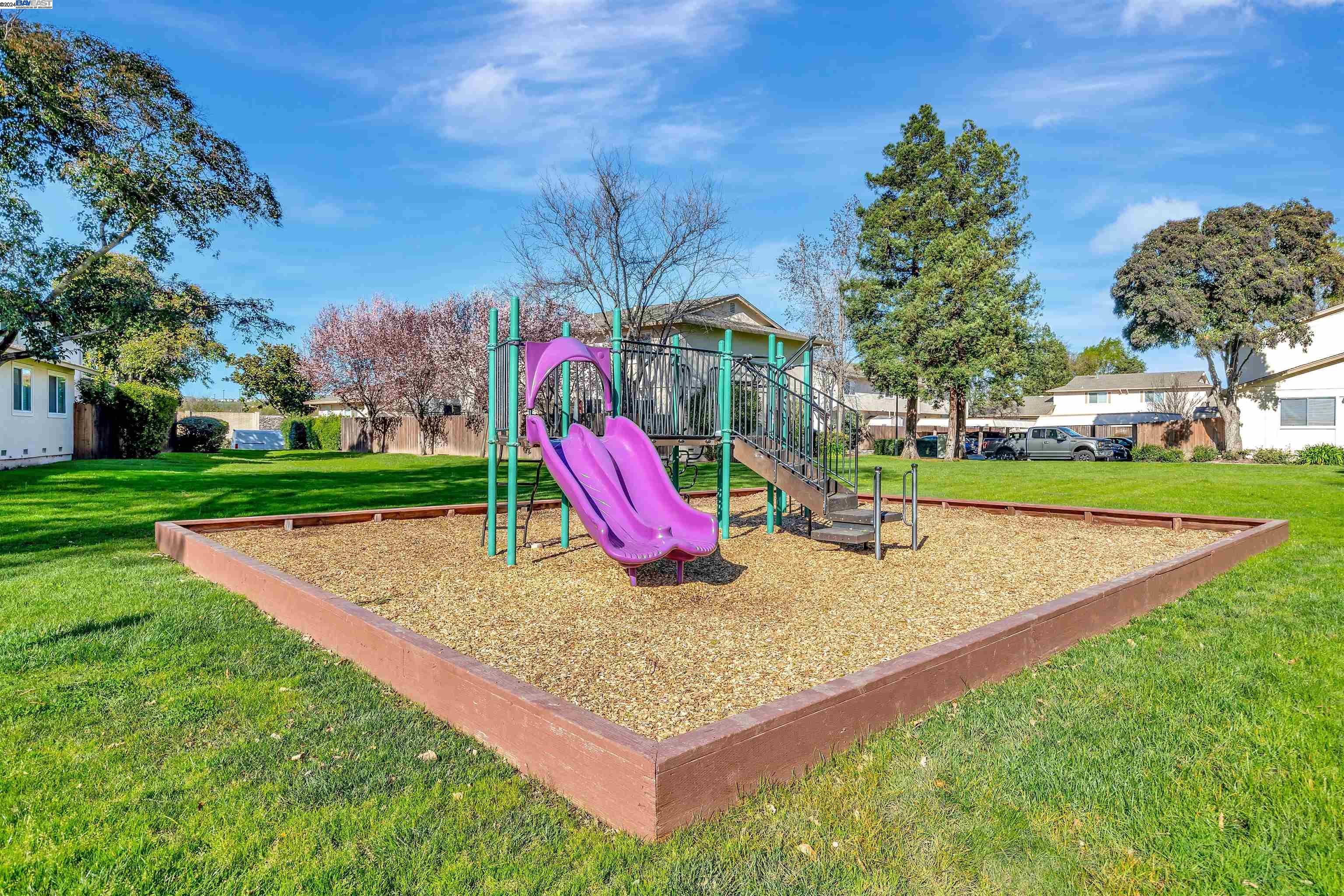 3806 Pimlico Dr