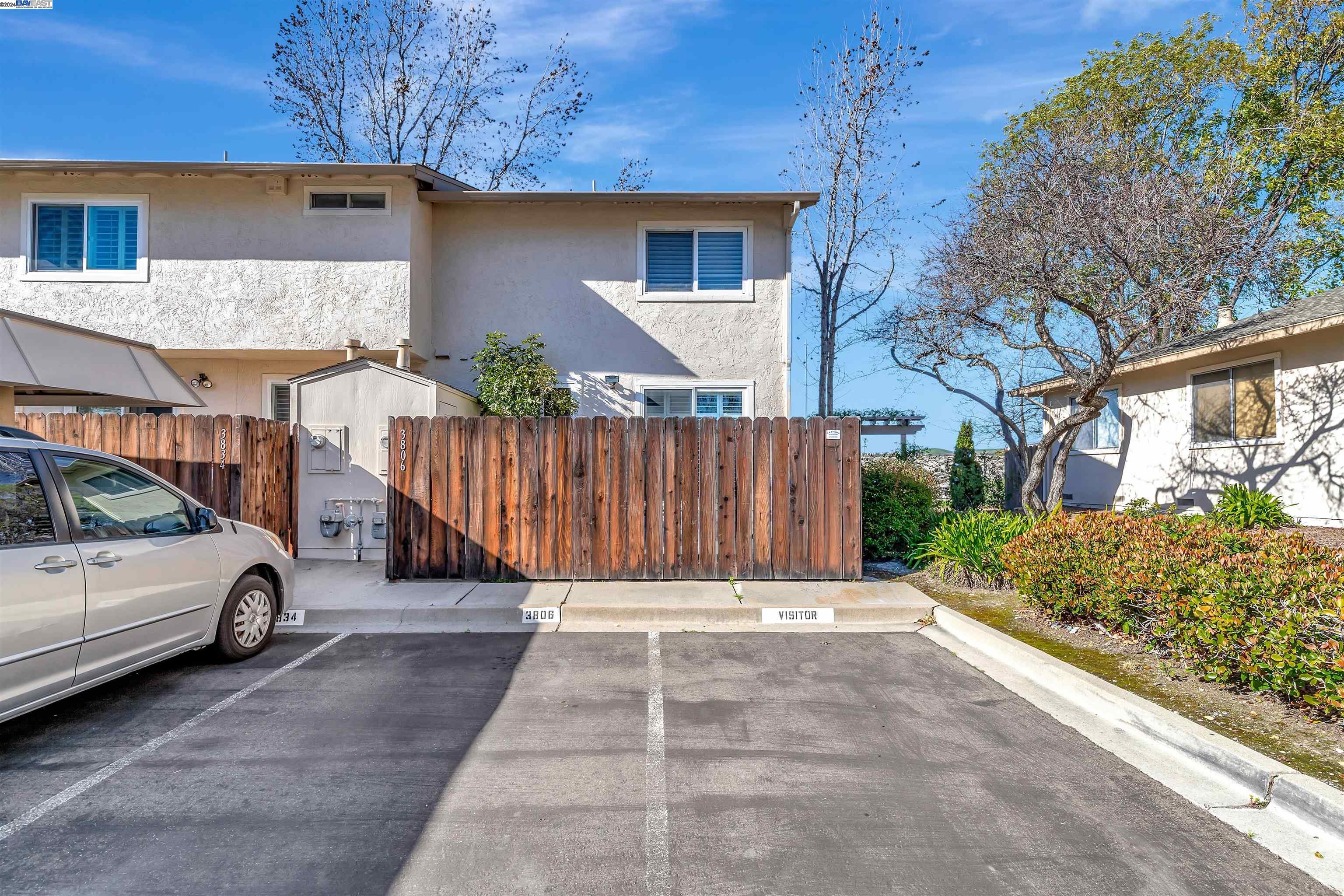 3806 Pimlico Dr