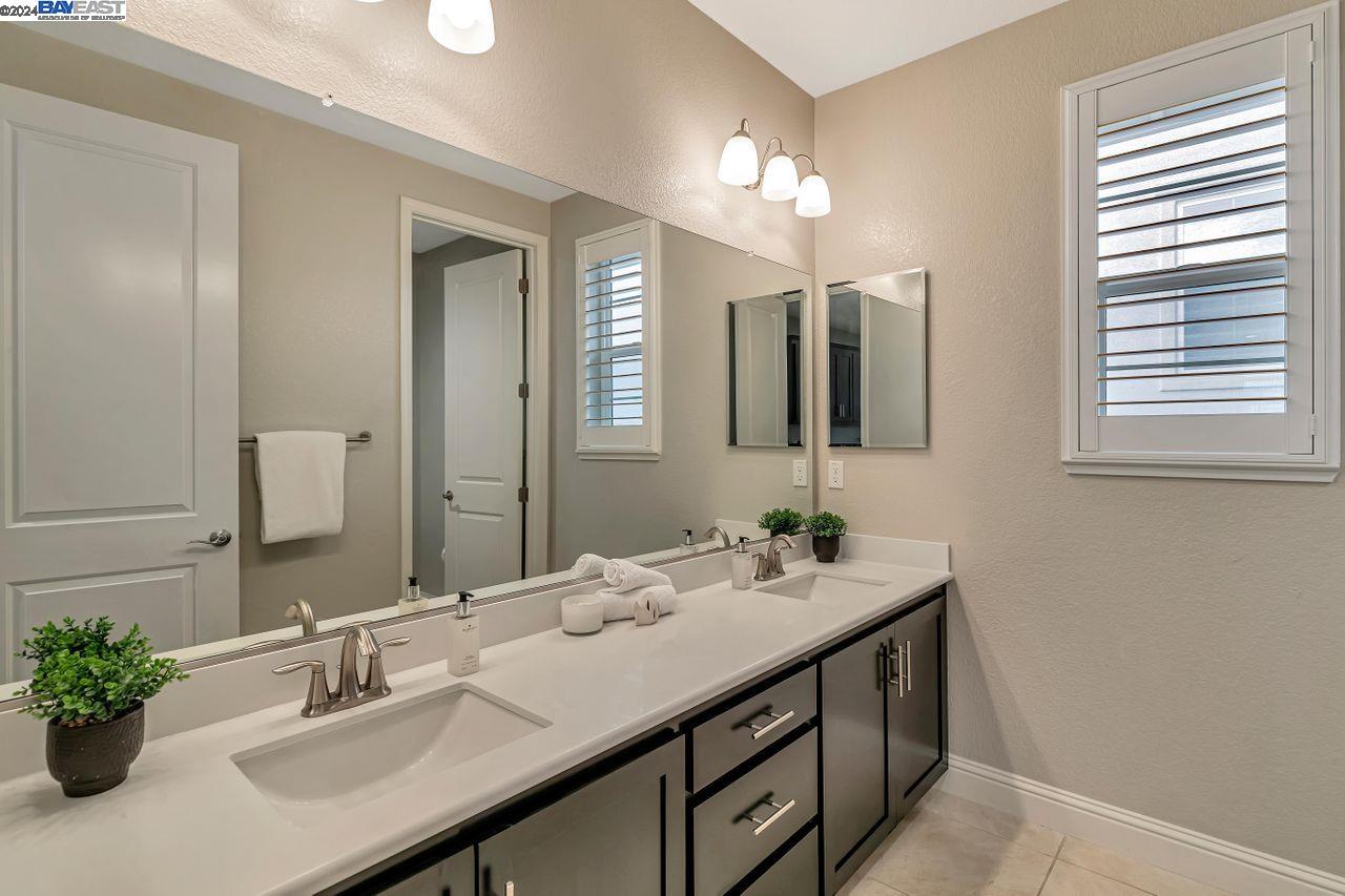 4491 Pine Mountain Way