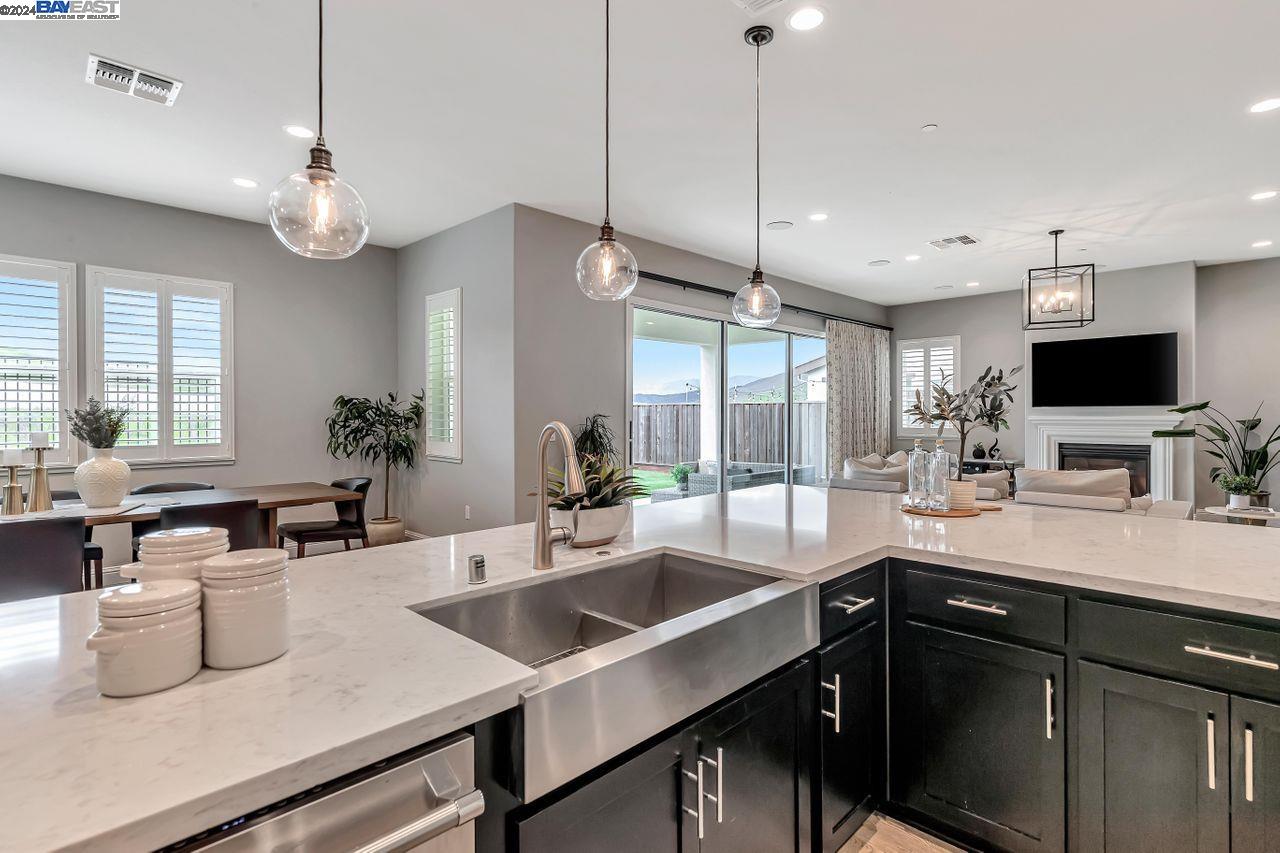 4491 Pine Mountain Way