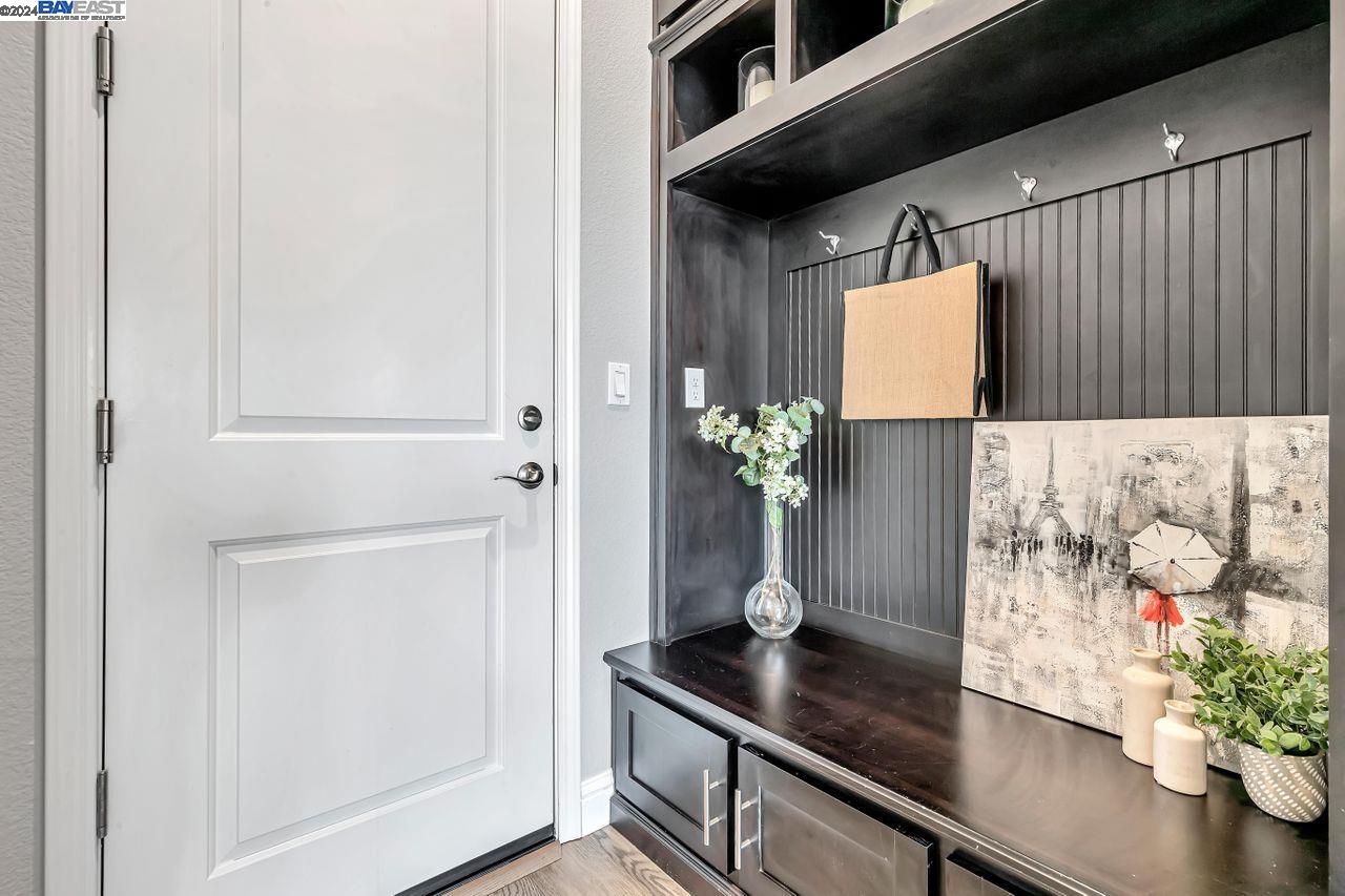 4491 Pine Mountain Way