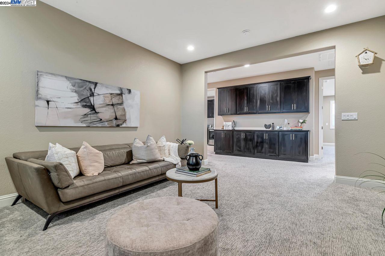 4491 Pine Mountain Way