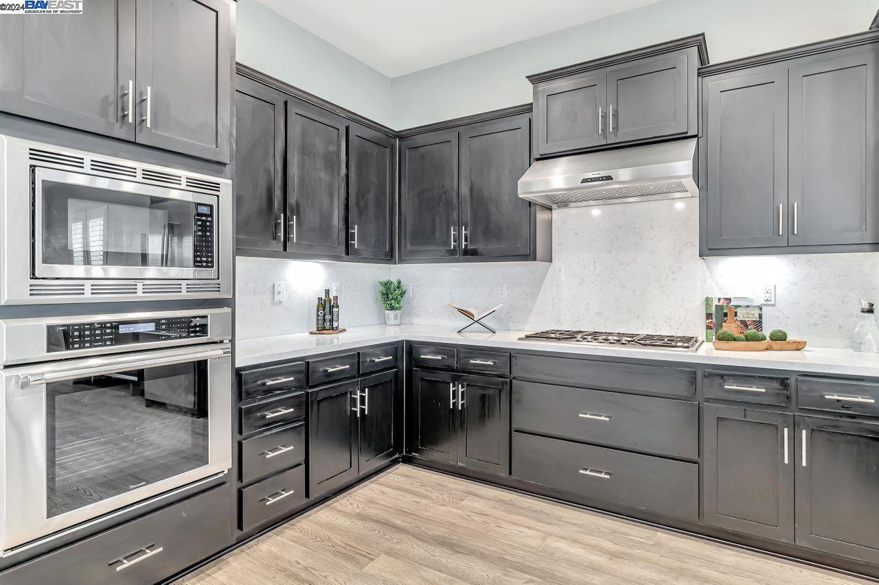 4491 Pine Mountain Way