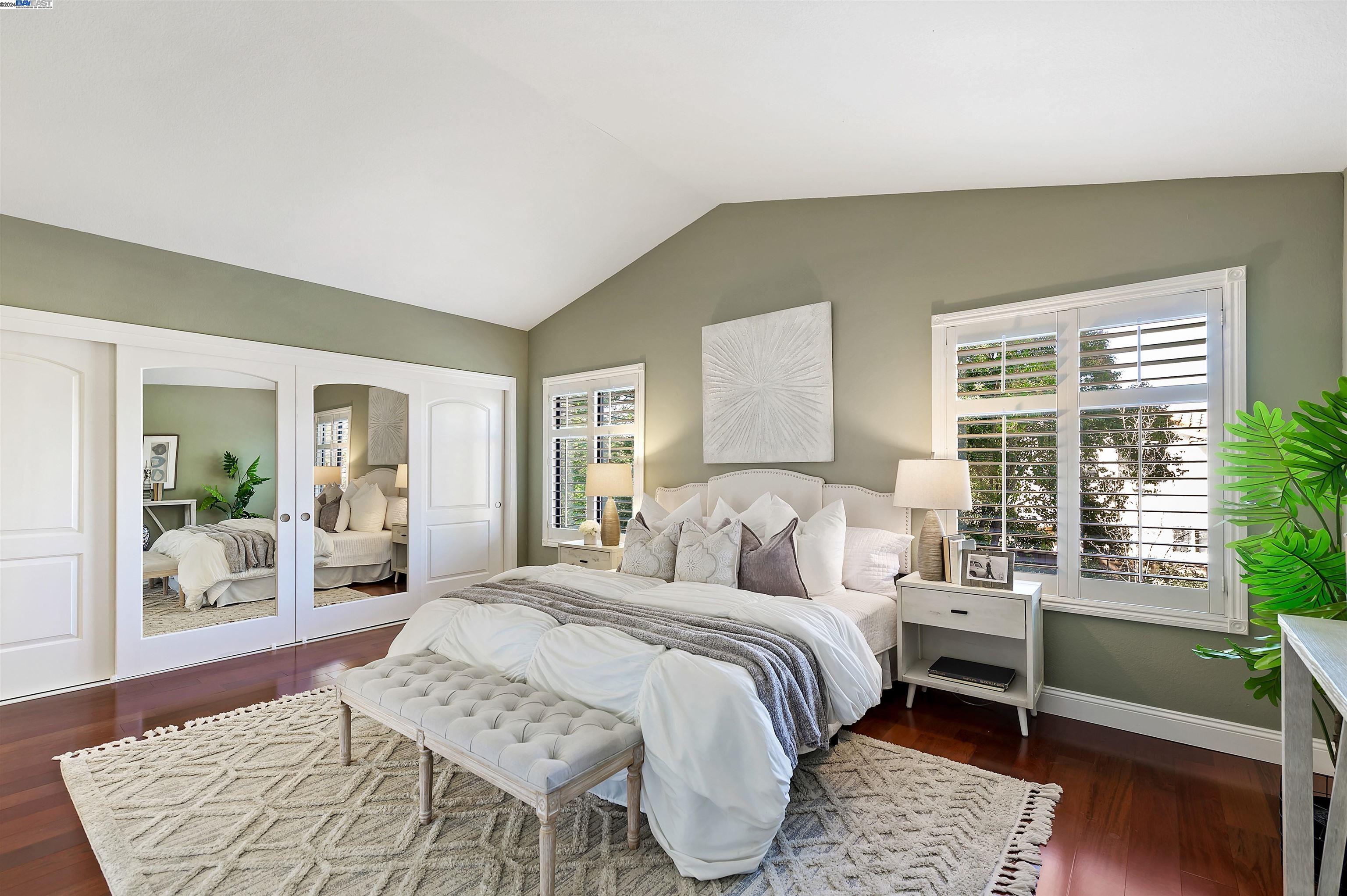 6927 Corte Barcelona