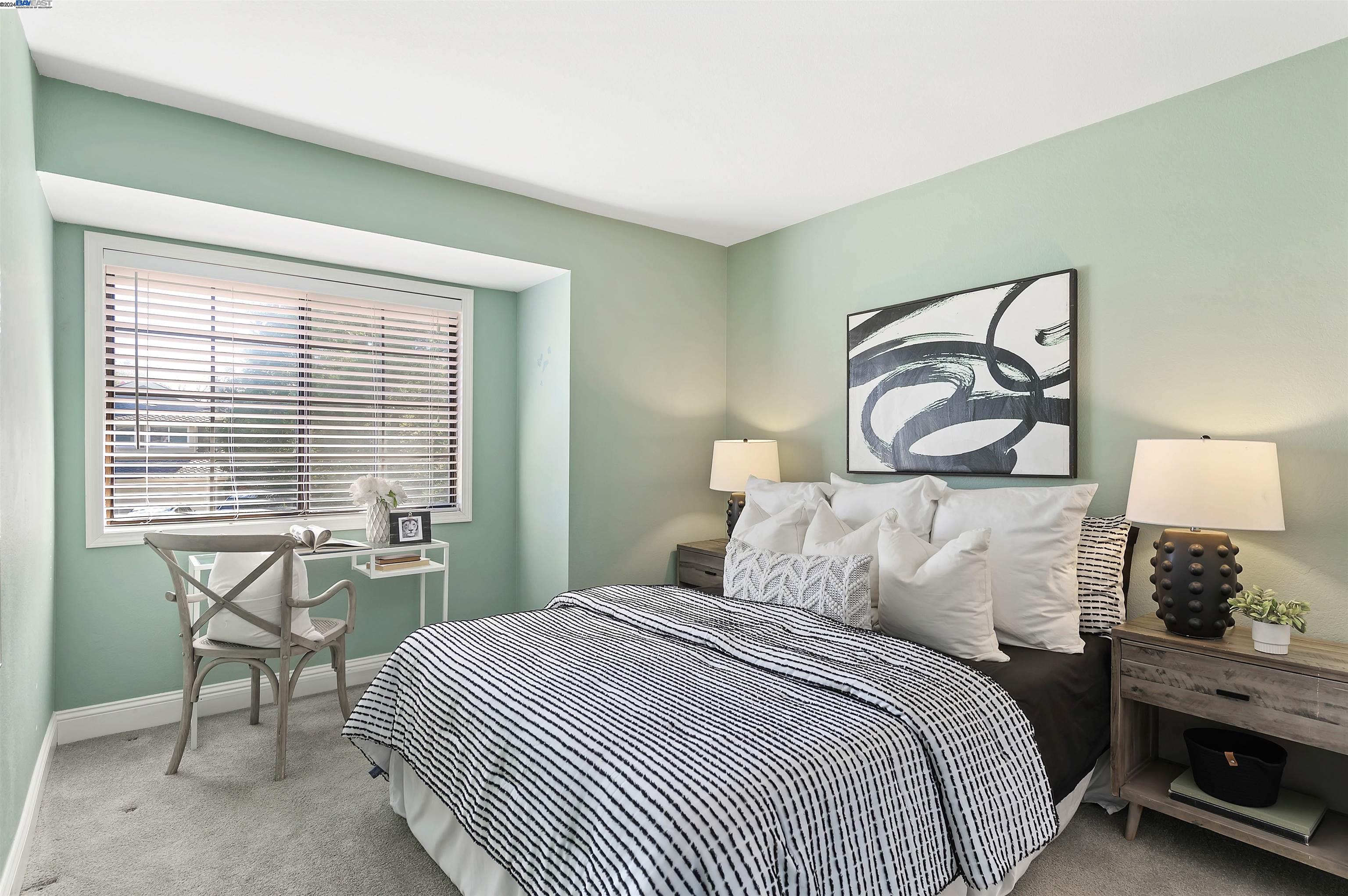 6927 Corte Barcelona