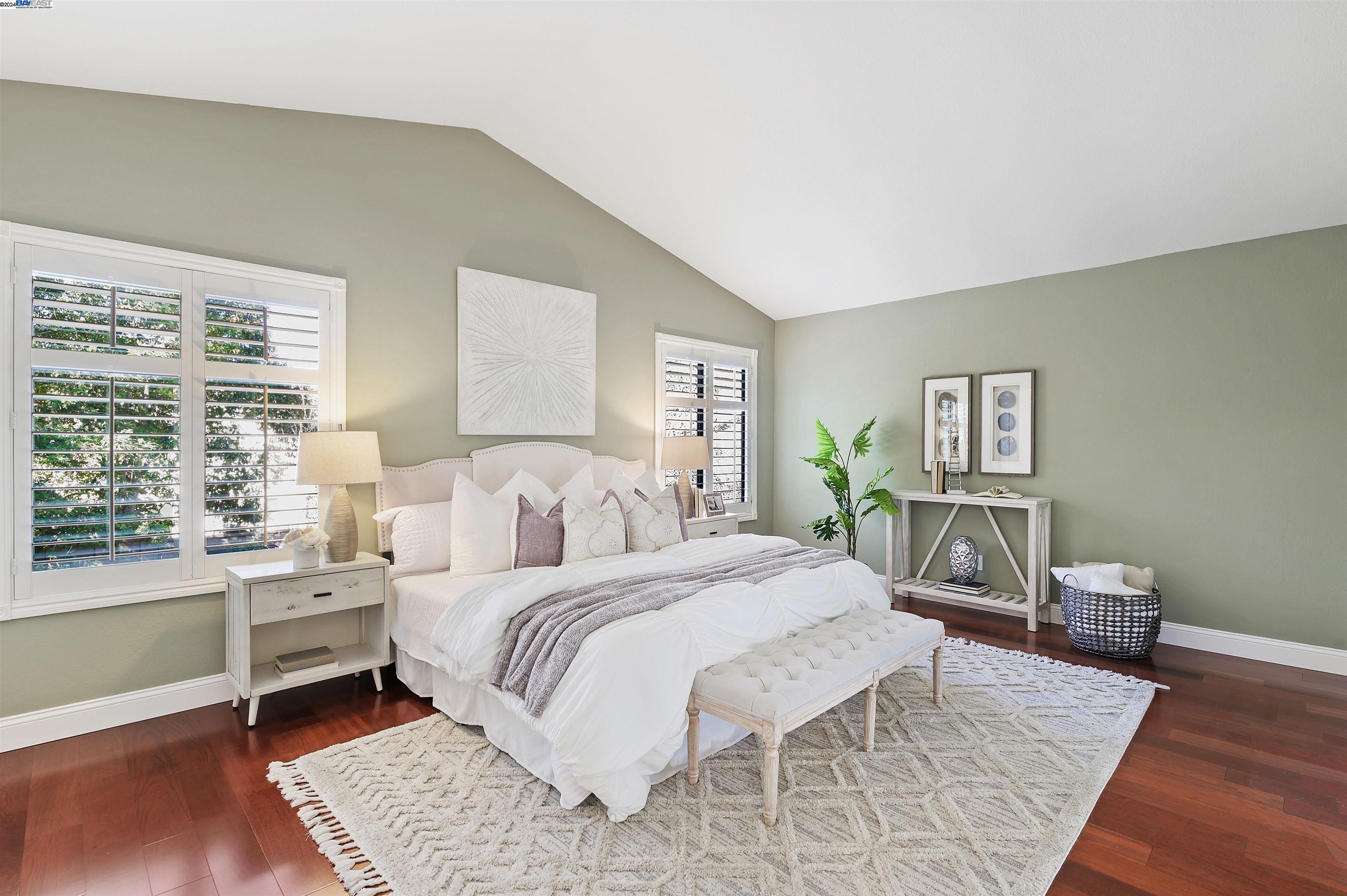 6927 Corte Barcelona