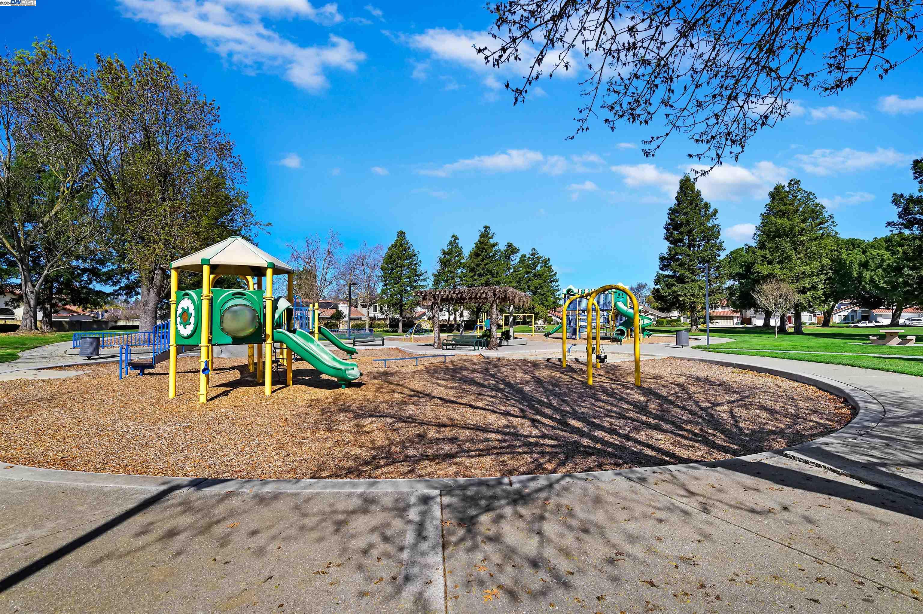 6927 Corte Barcelona