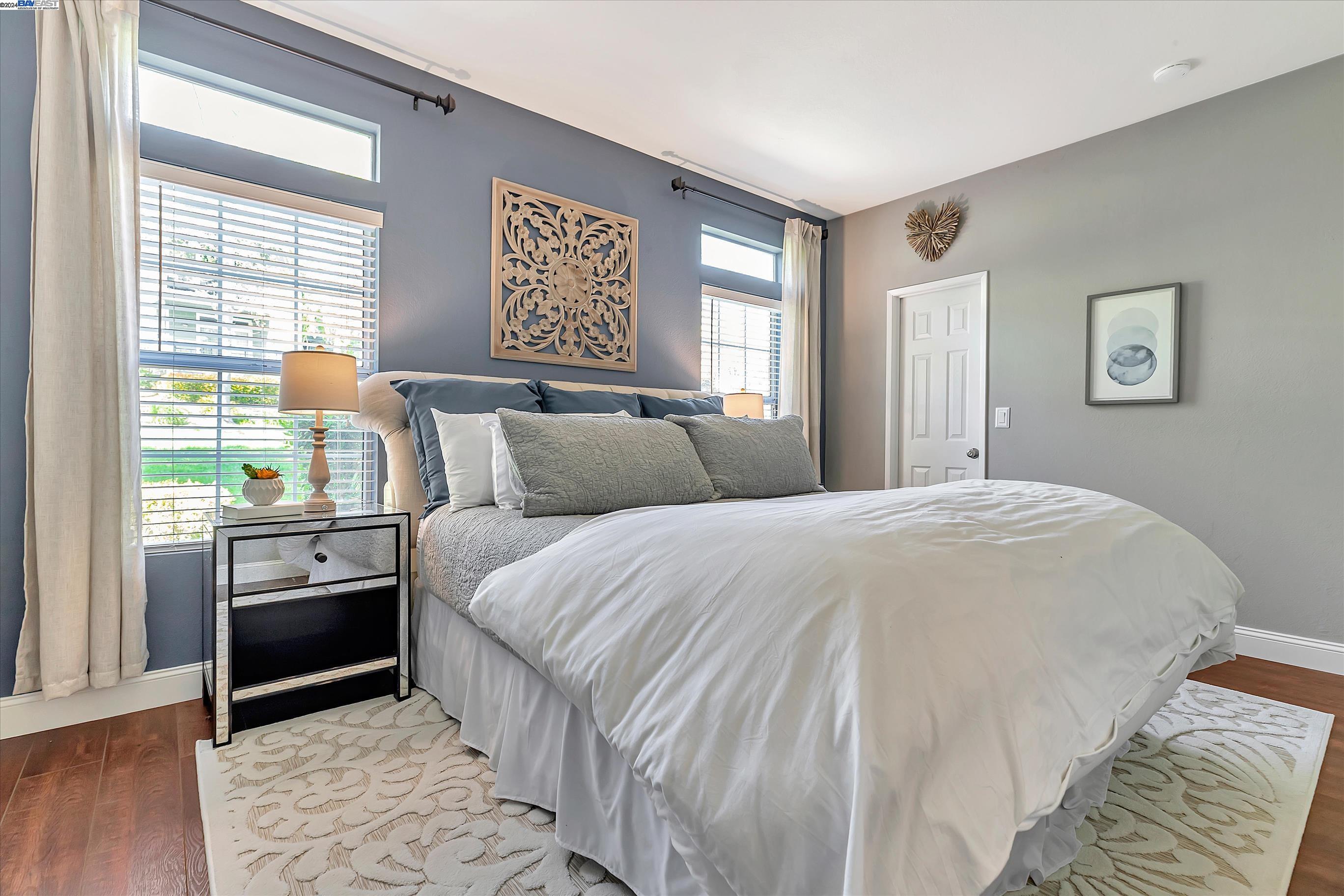 8015 Mountain View Dr Unit: E