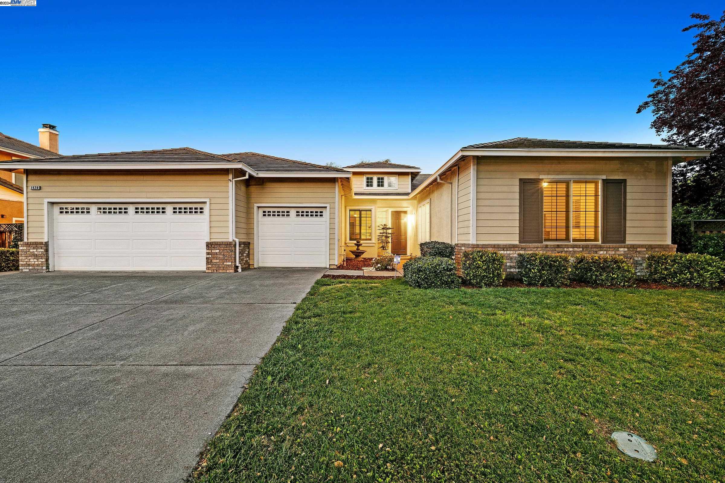 1920 Fairview Avenue