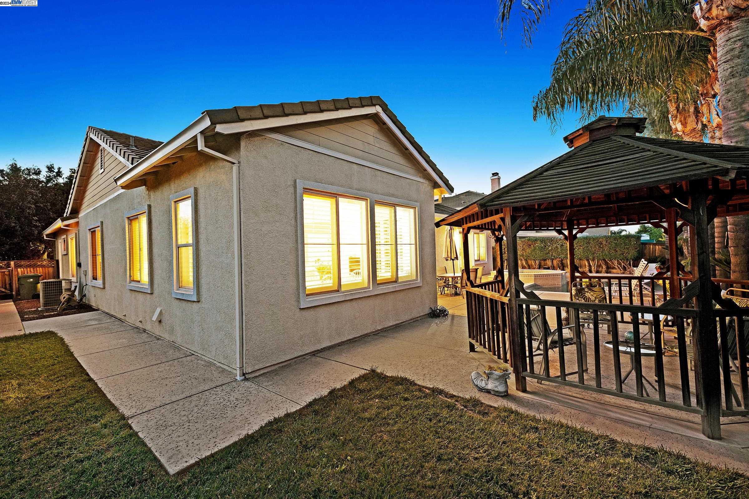 1920 Fairview Avenue