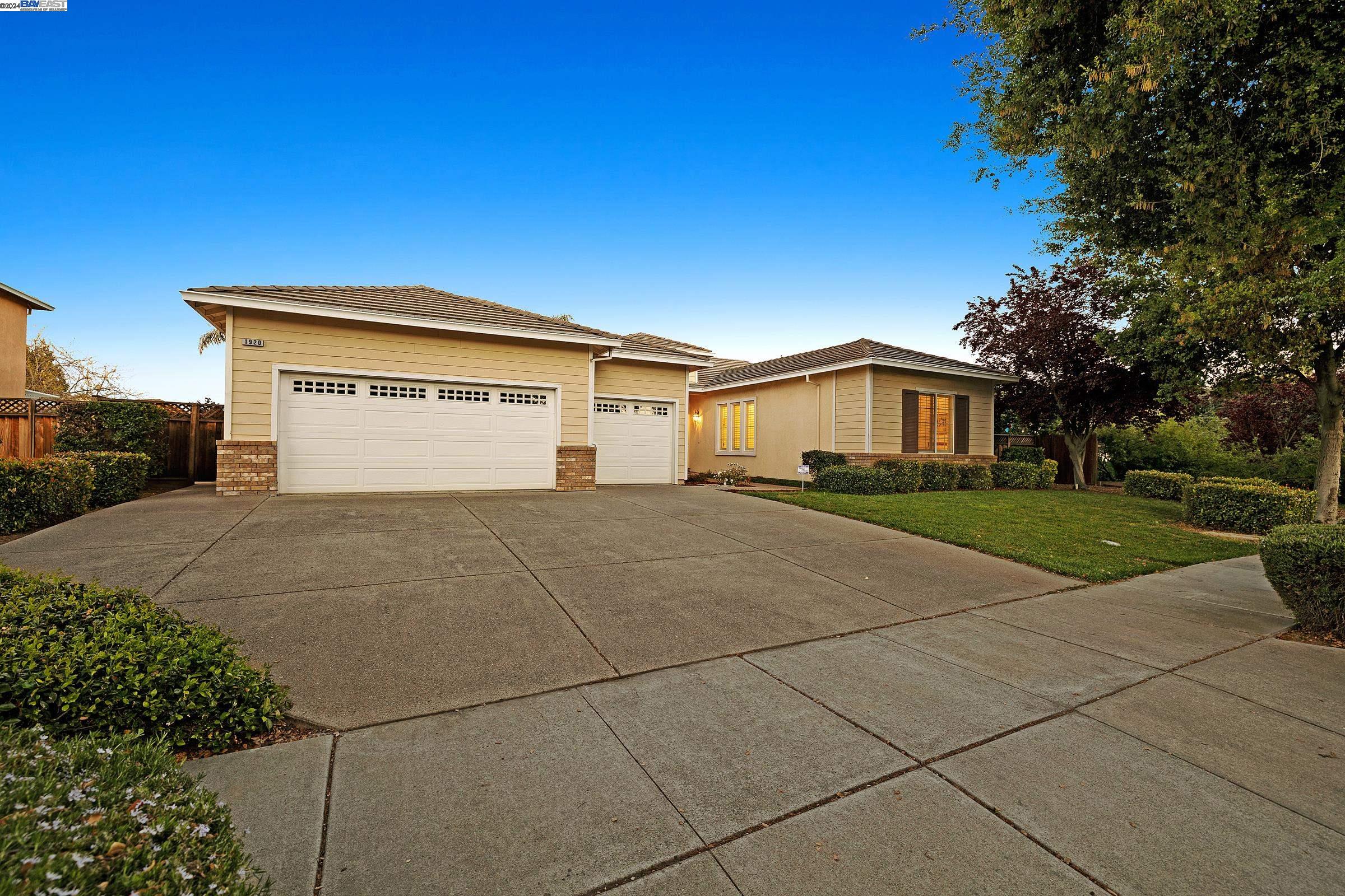 1920 Fairview Avenue