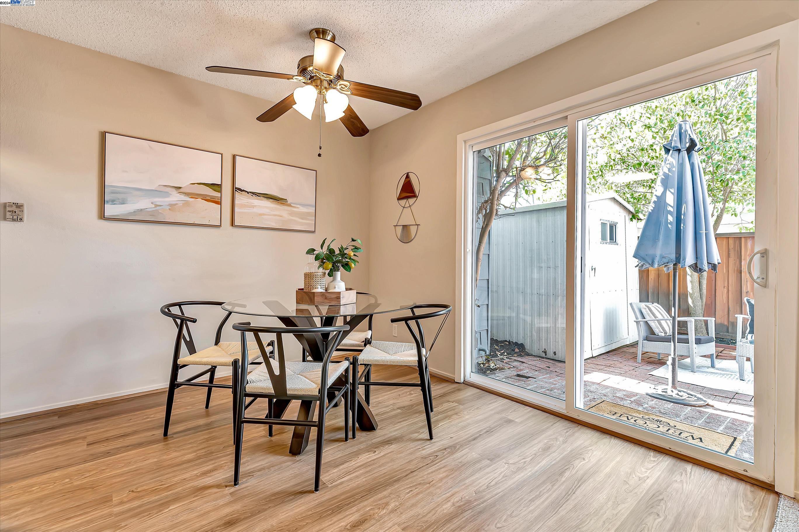 1499 Spring Valley Cmn