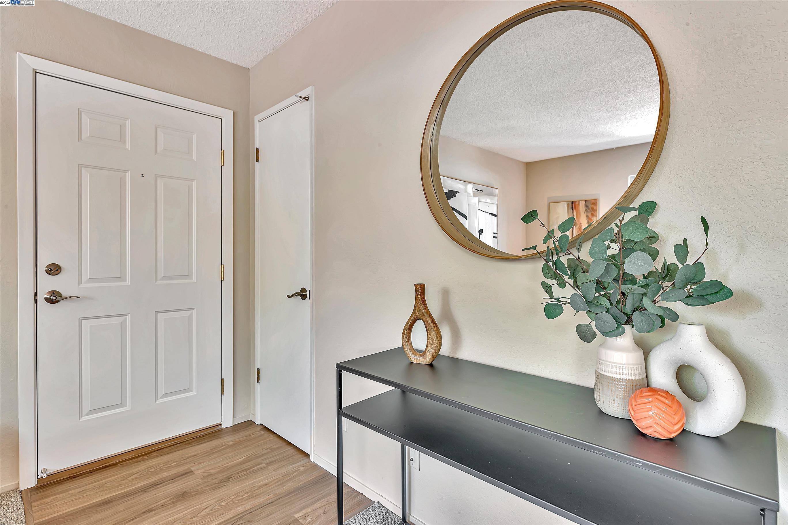 1499 Spring Valley Cmn