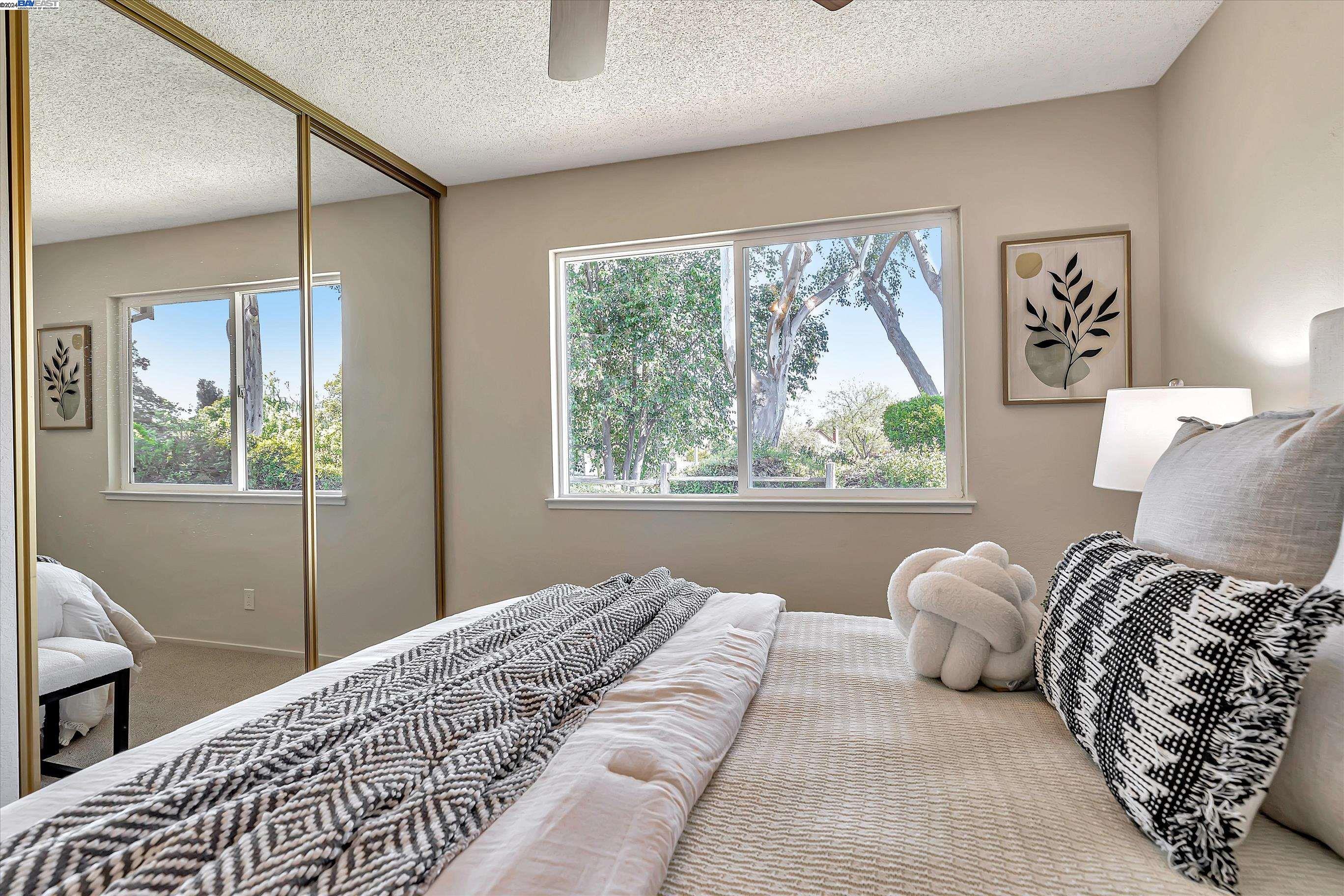 1499 Spring Valley Cmn