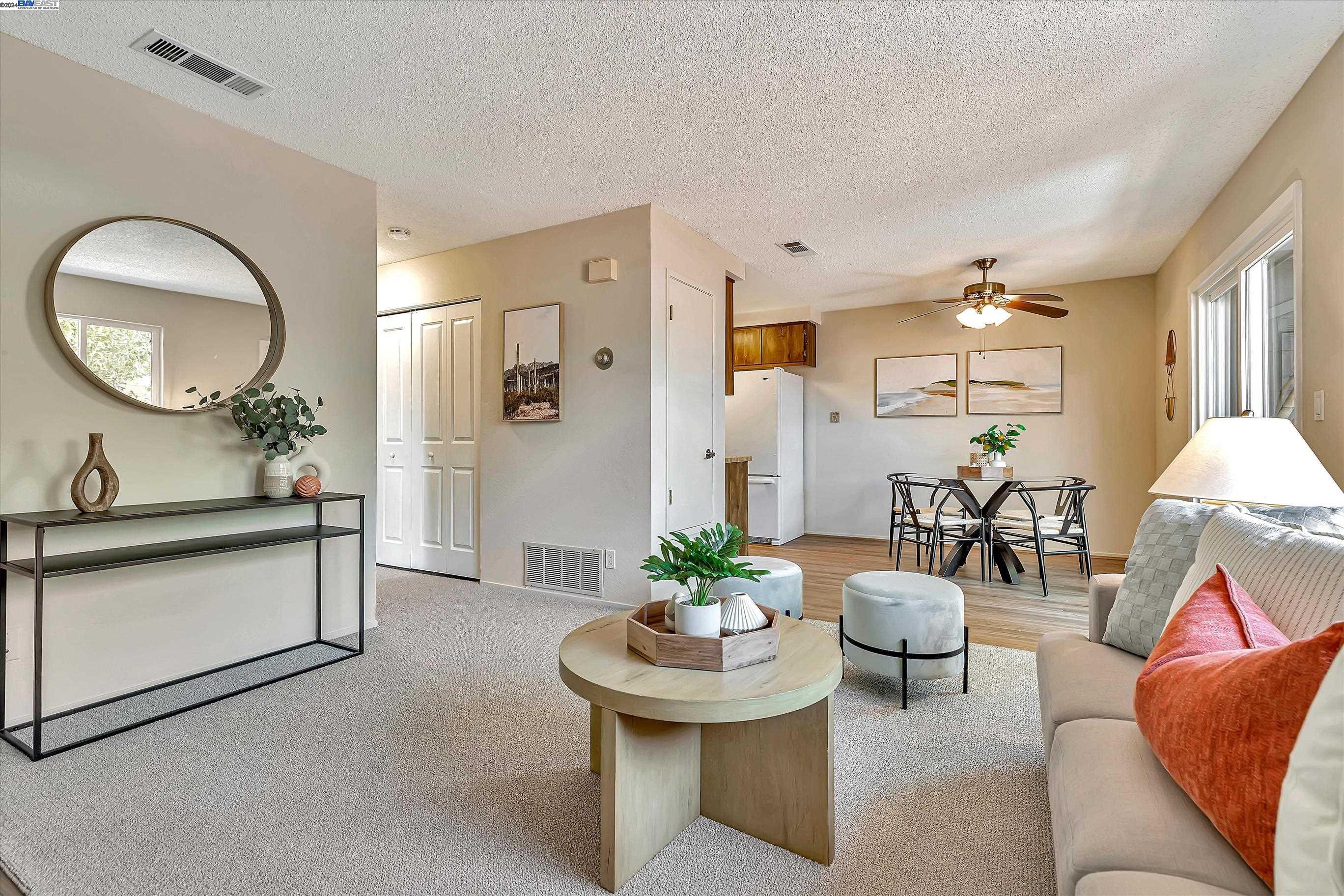 1499 Spring Valley Cmn