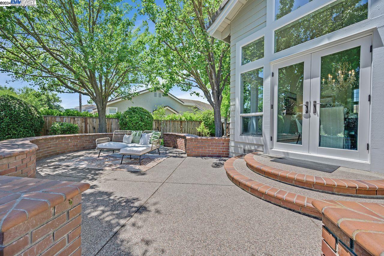 3561 Crespi Court