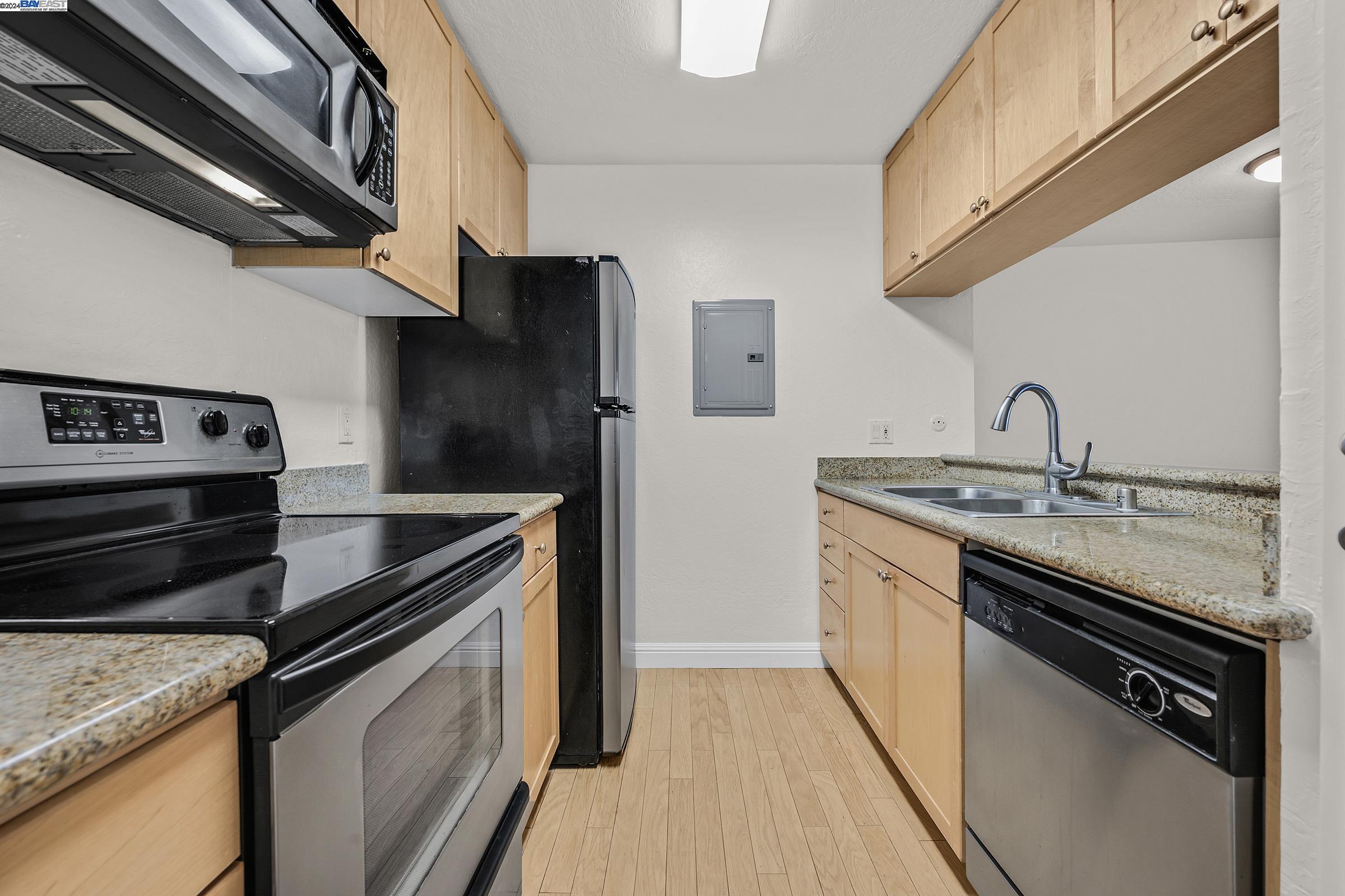 1087 Murrieta Blvd # 344