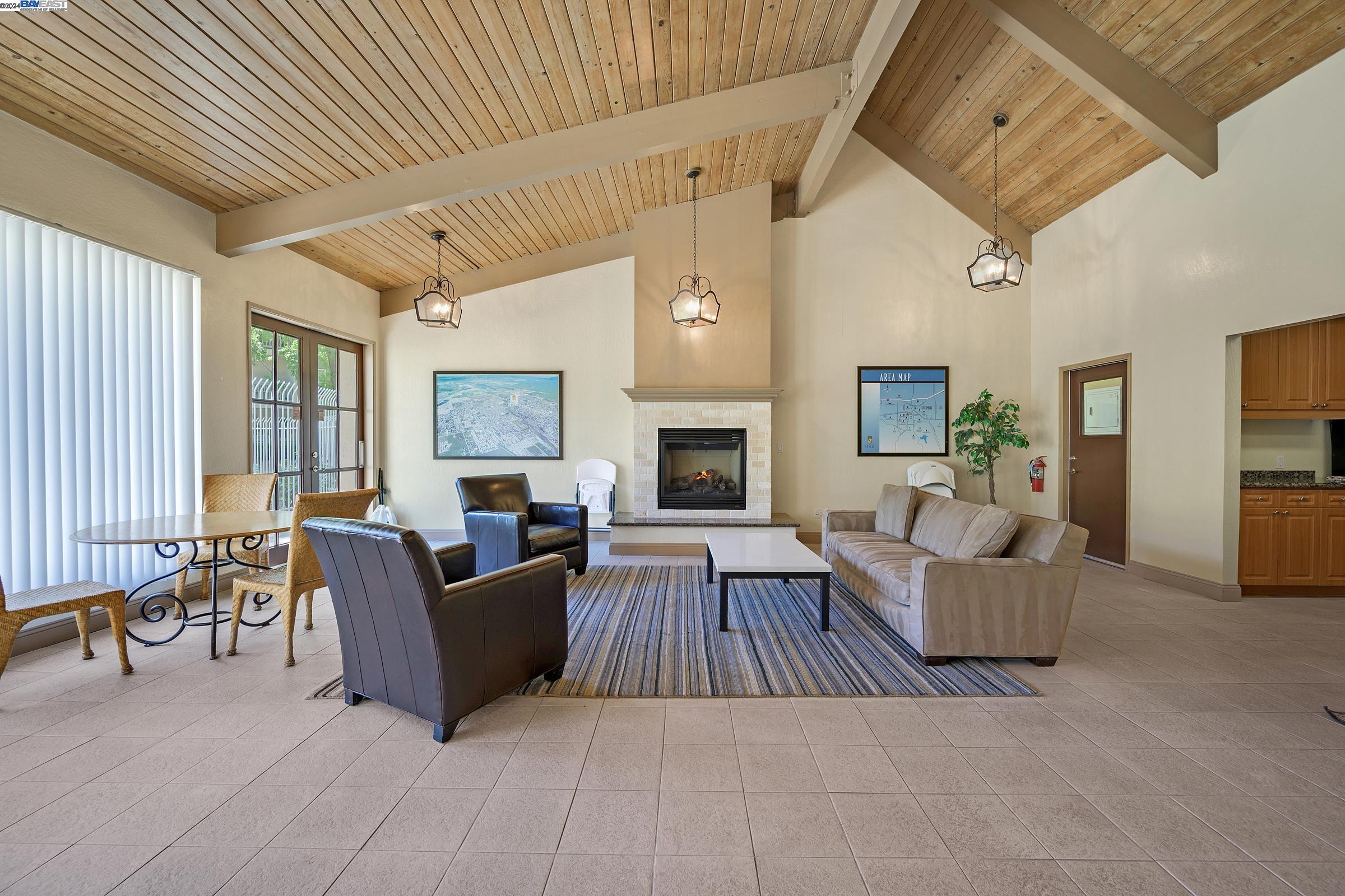 1087 Murrieta Blvd # 344