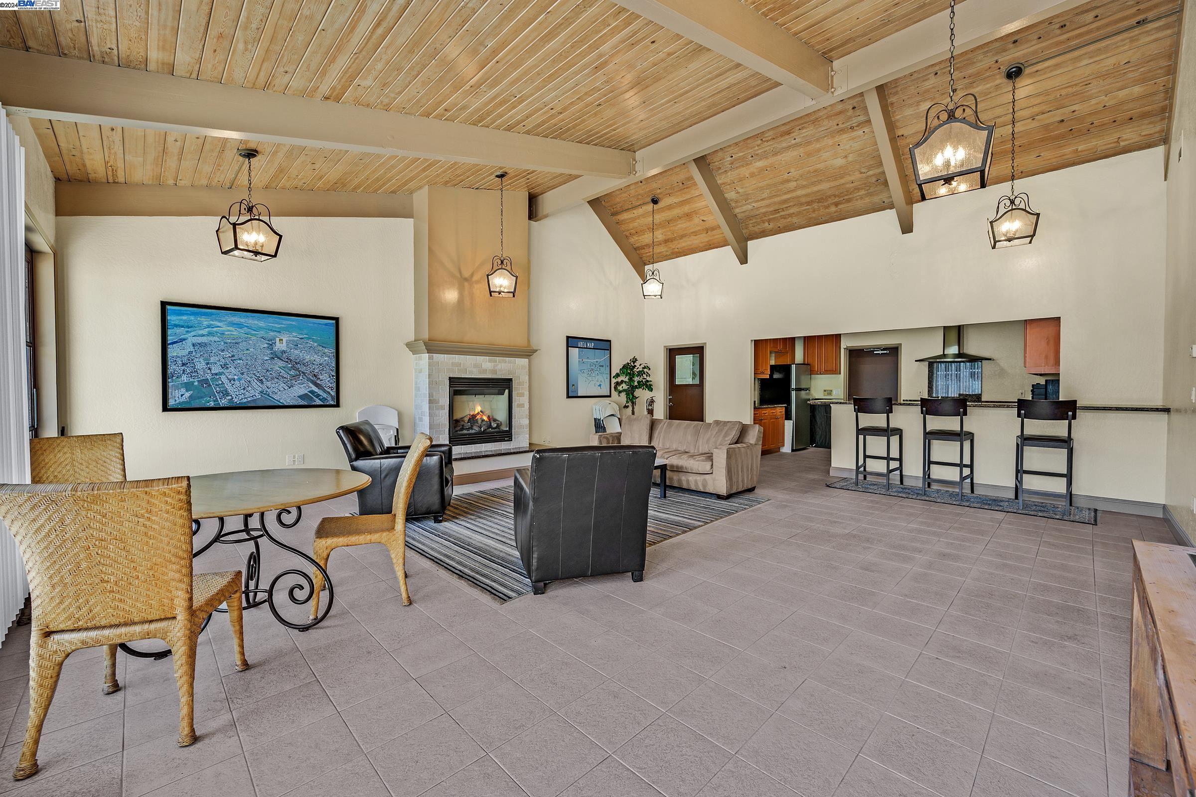 1087 Murrieta Blvd # 344