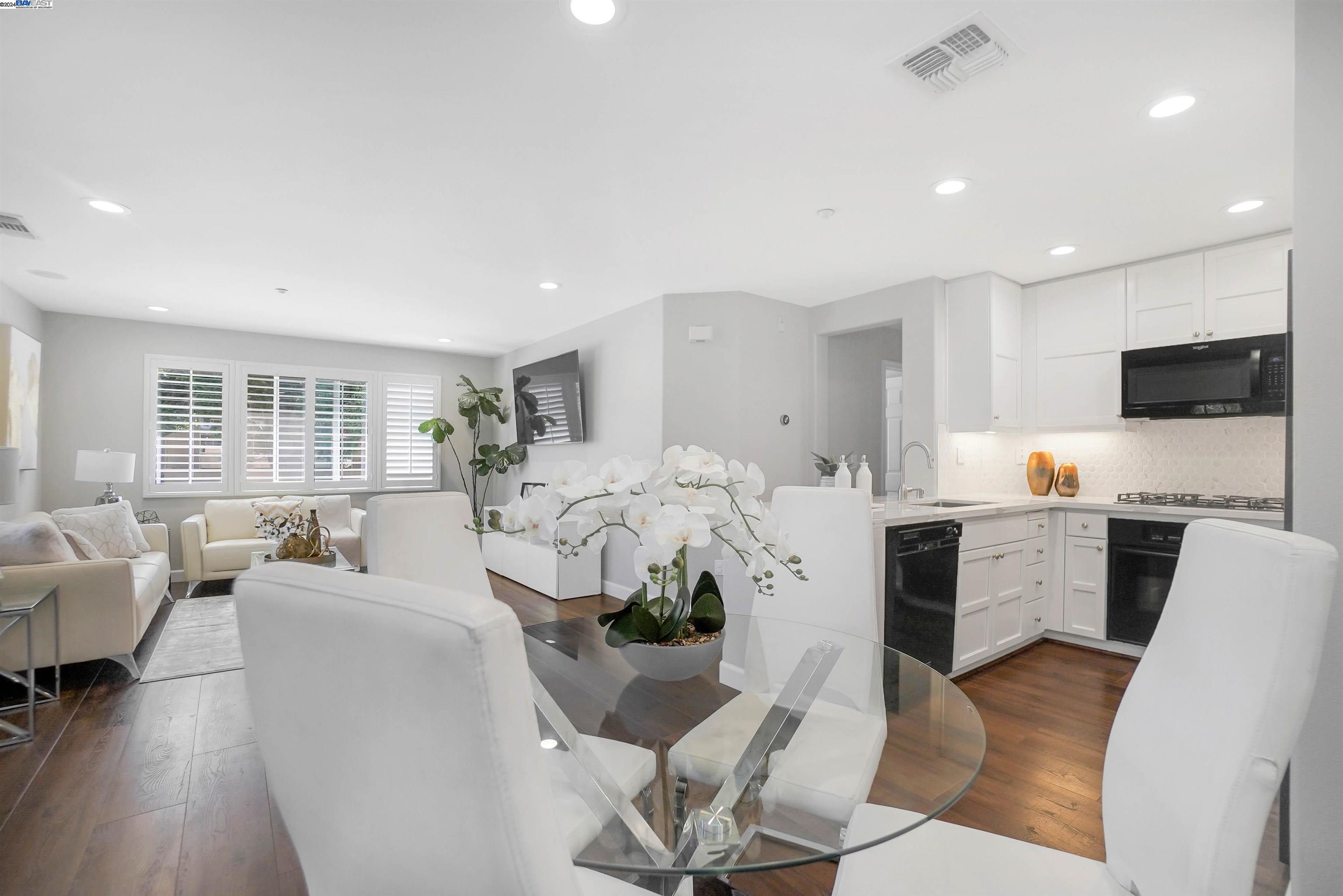 7 Meritage Cmn # 201