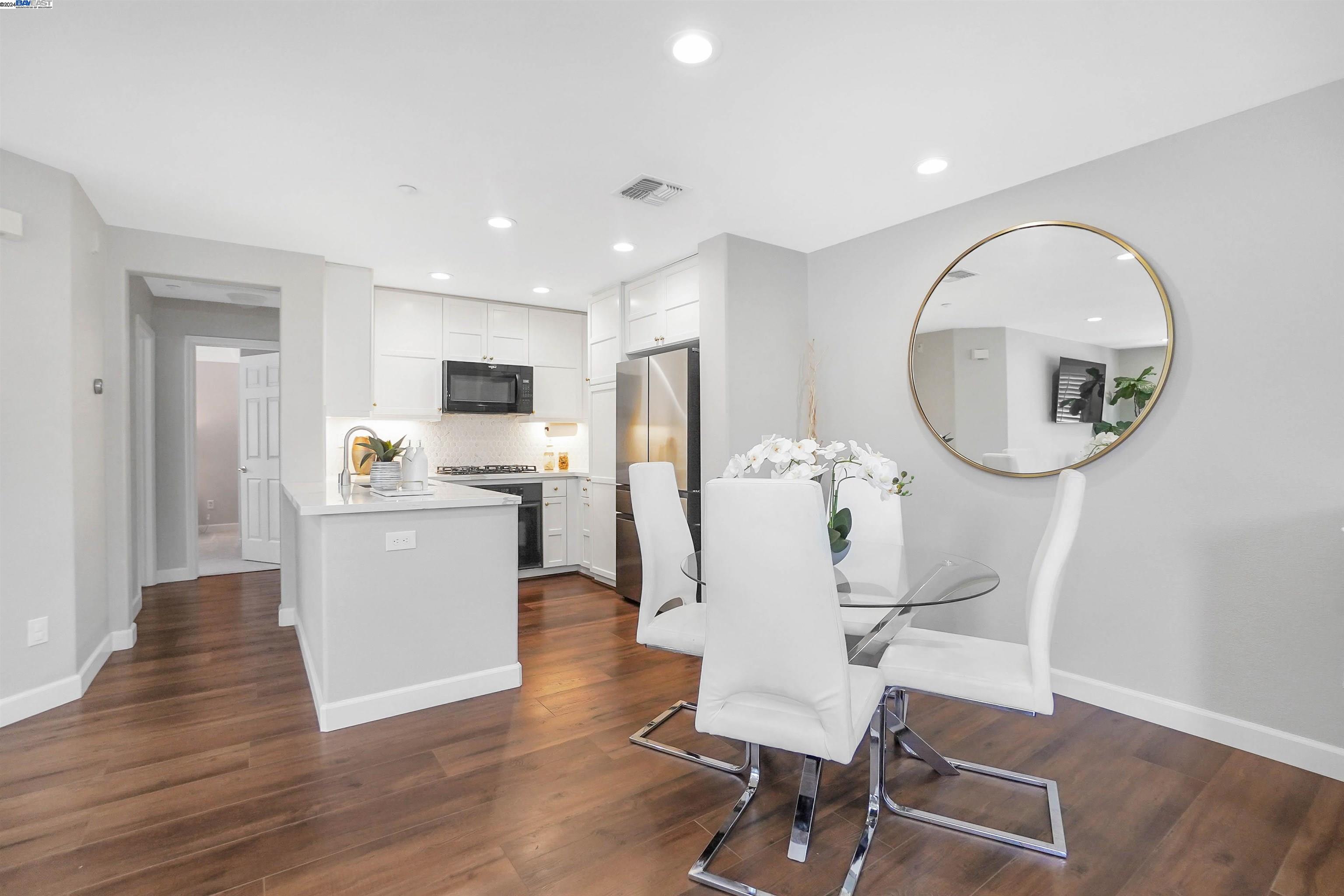 7 Meritage Cmn # 201