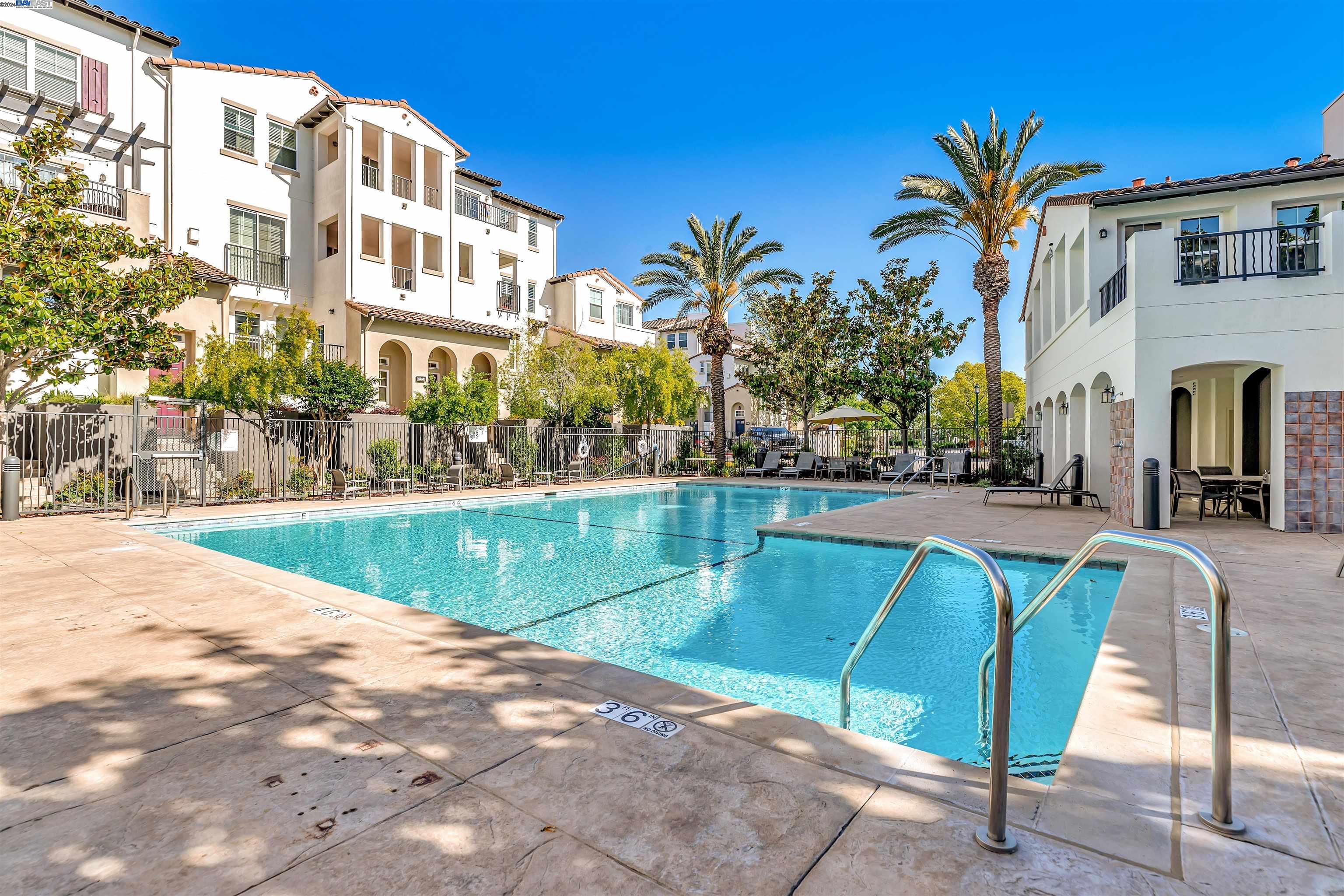 4216 Clarinbridge Cir