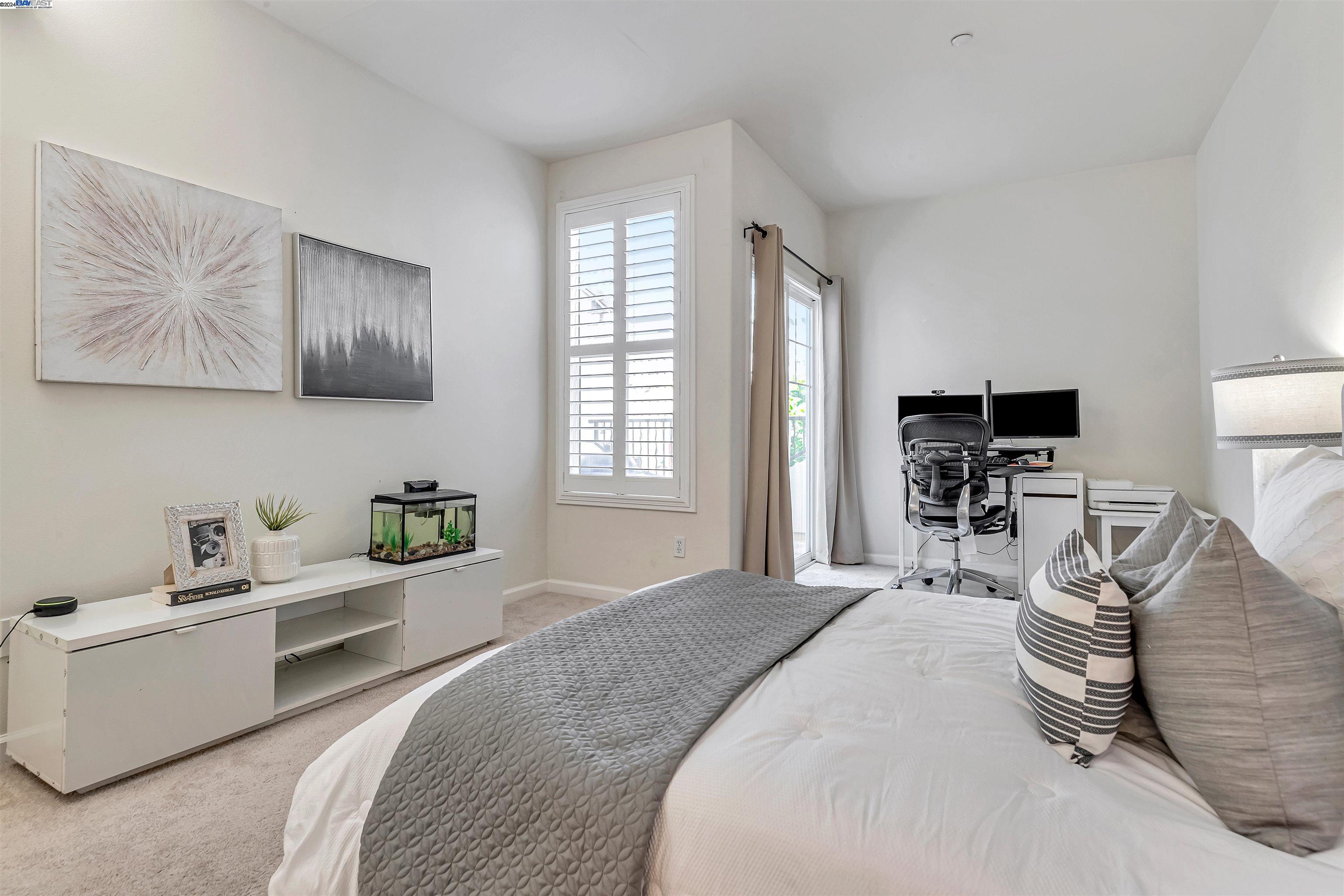 4216 Clarinbridge Cir