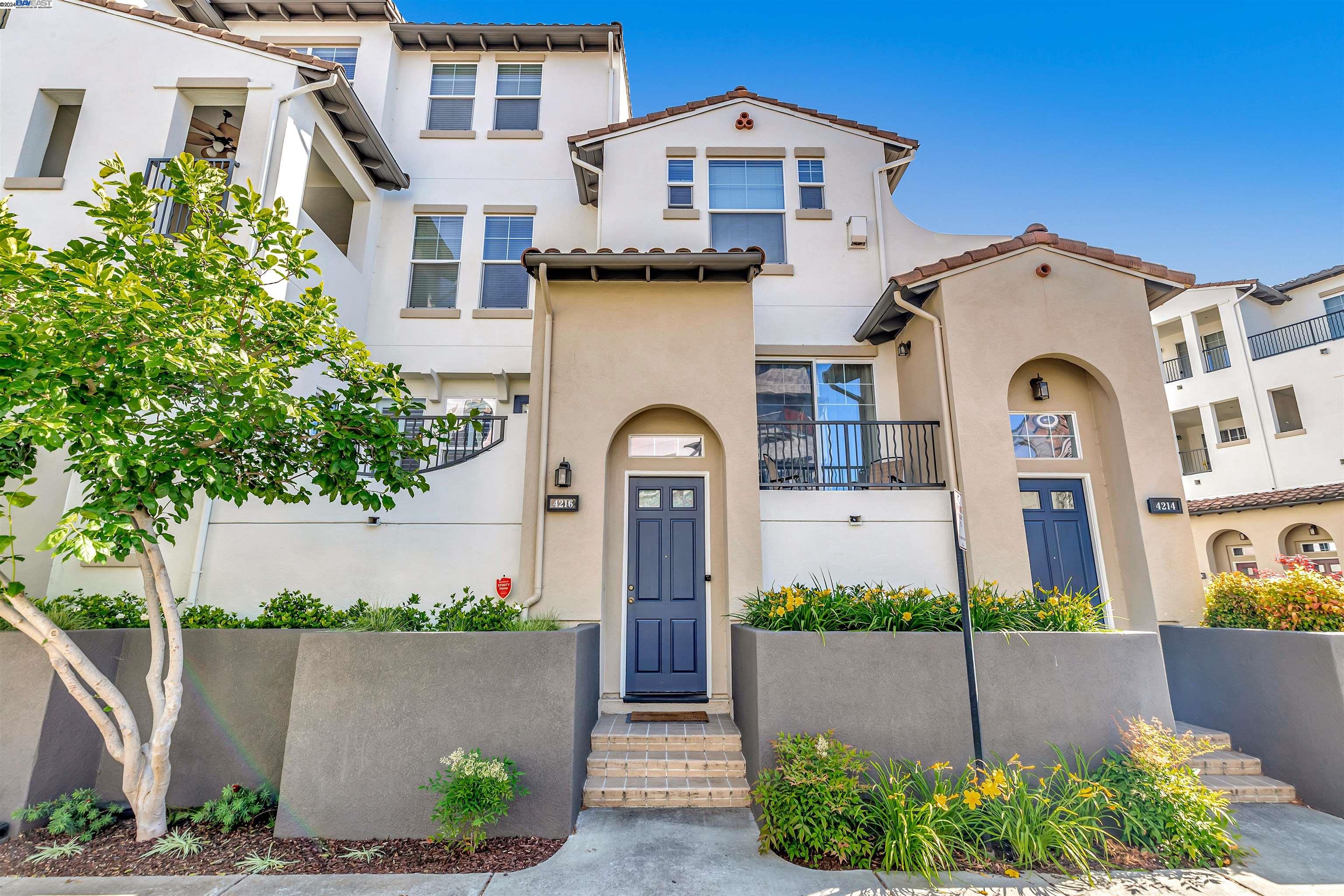 4216 Clarinbridge Cir