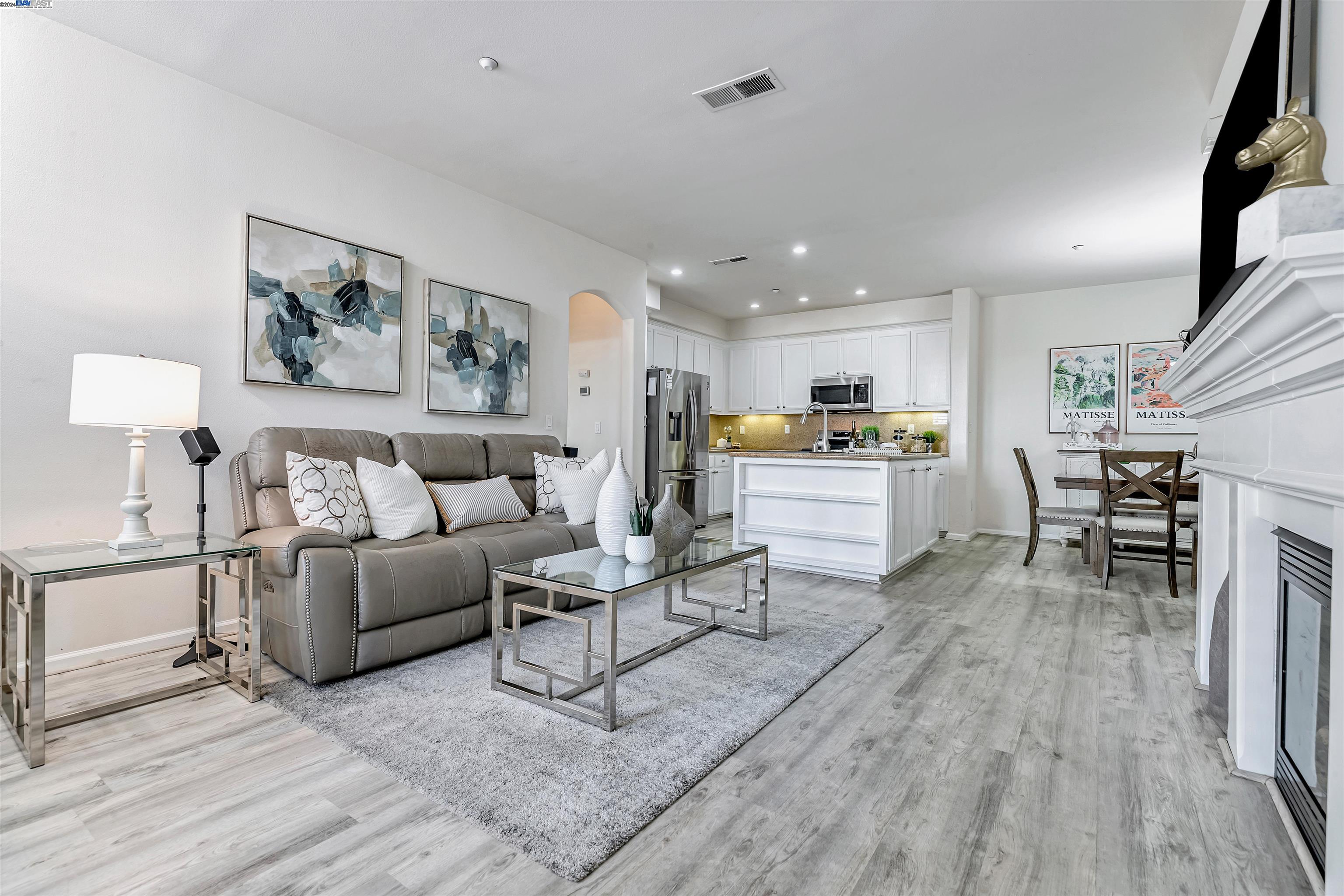 4216 Clarinbridge Cir